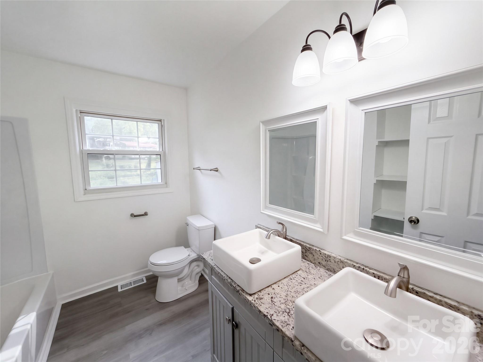 Single Family Residence at 3002 Fallswood Drive, Gastonia, photo 18 of 23
