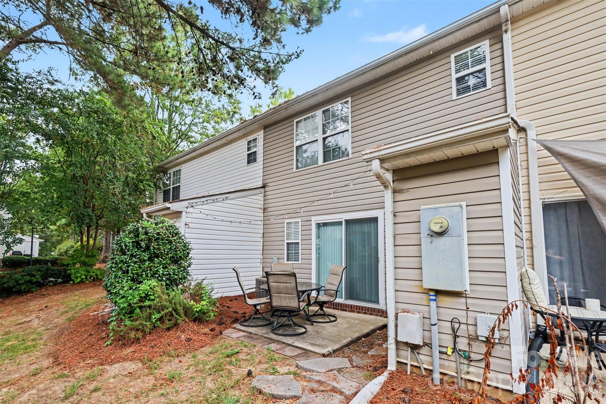 Townhouse at 7106 Bidford Court, Lancaster, photo 22 of 23