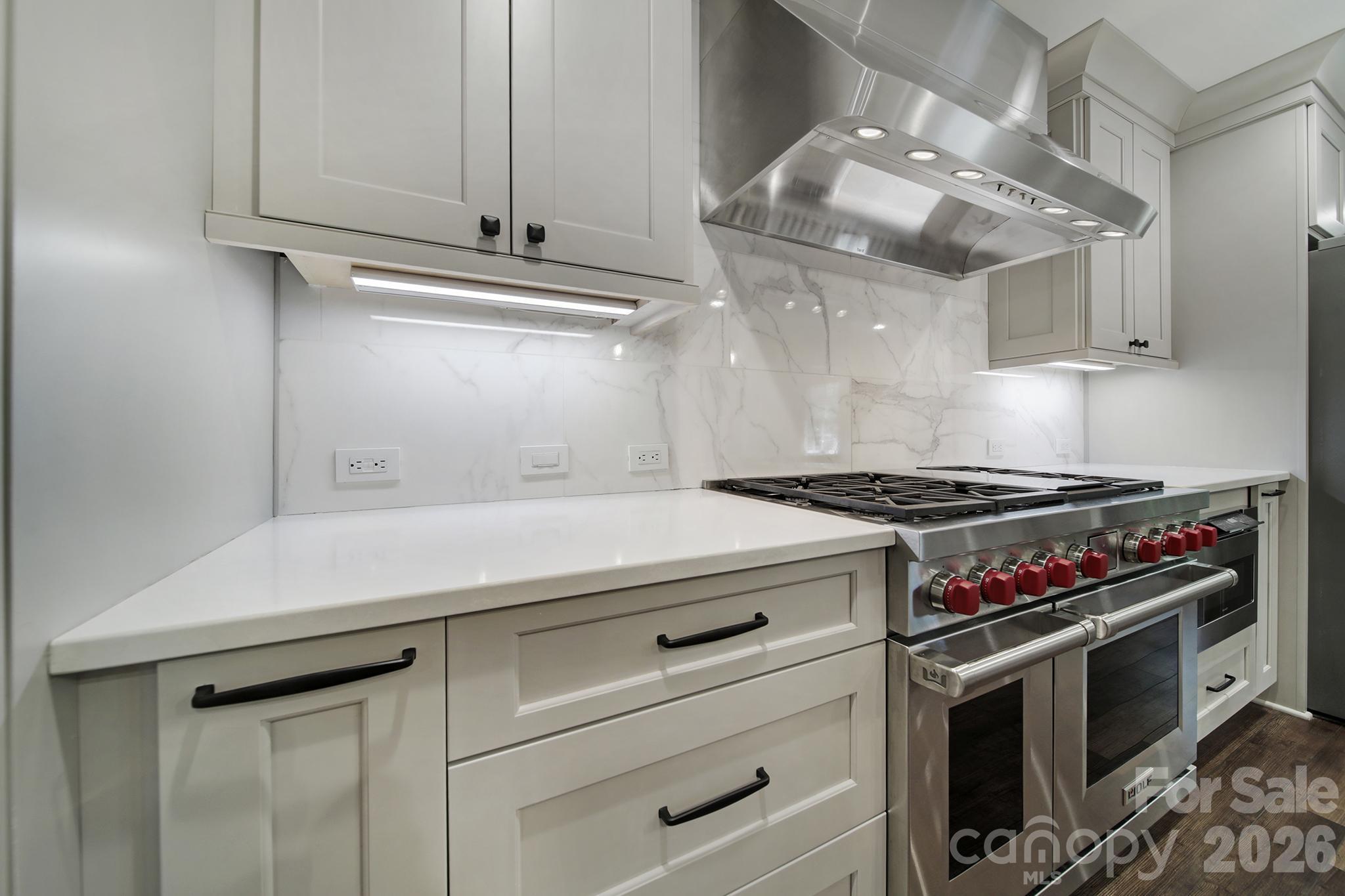 Single Family Residence at 3007 Dewitt Court NW, Concord, photo 14 of 48