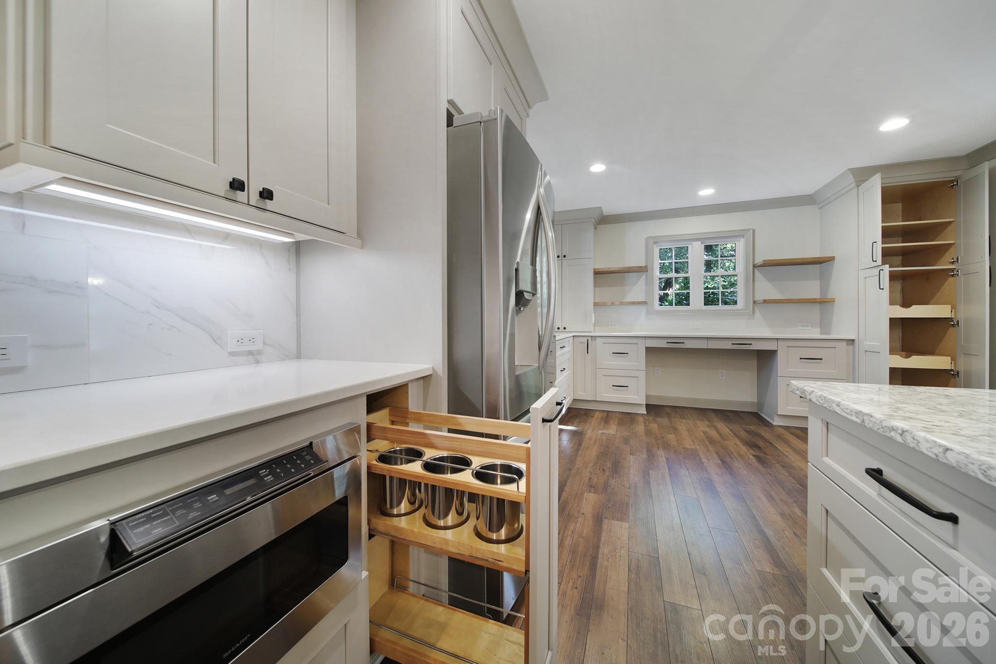 Single Family Residence at 3007 Dewitt Court NW, Concord, photo 15 of 48