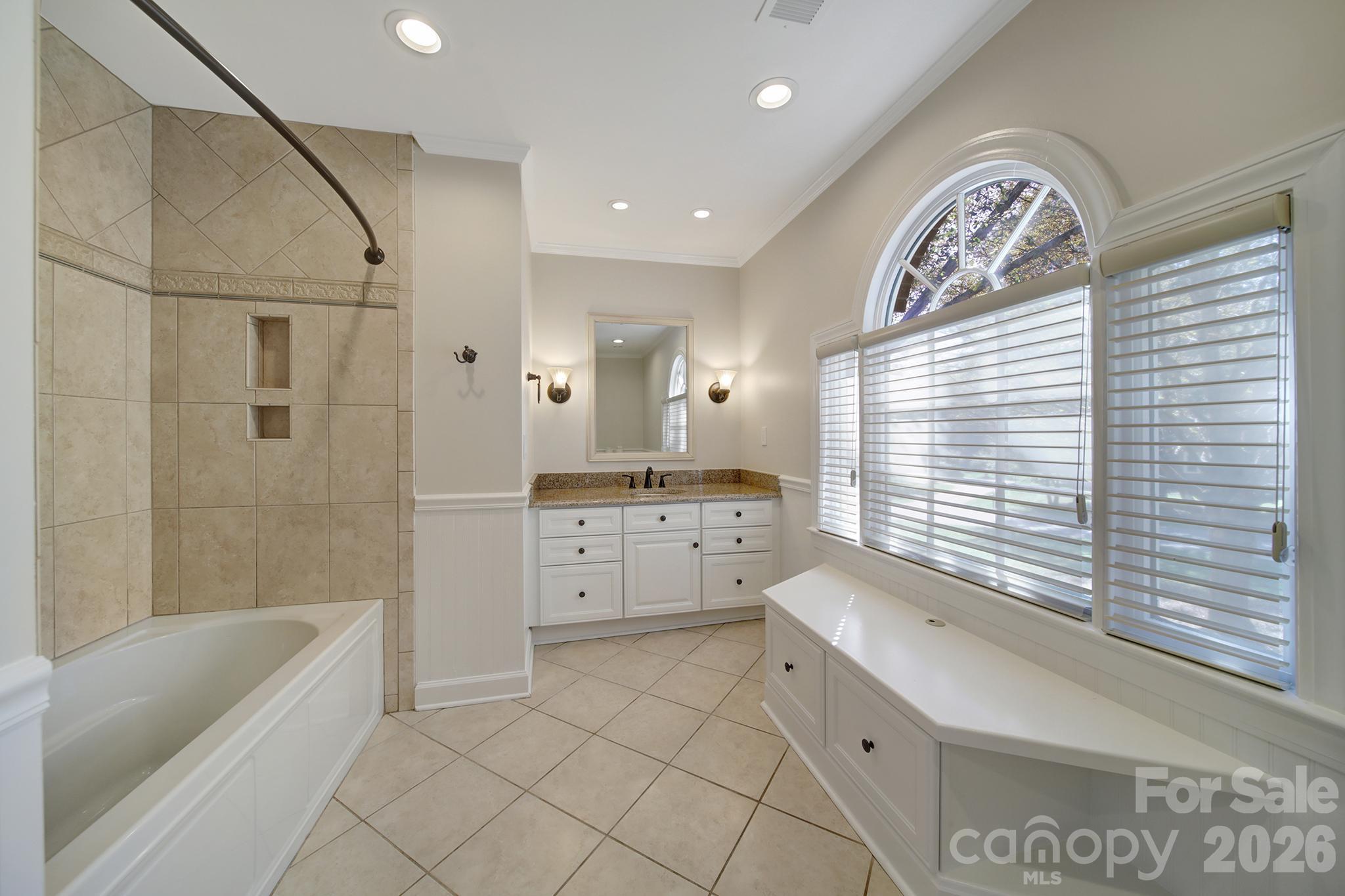 Single Family Residence at 3007 Dewitt Court NW, Concord, photo 38 of 48