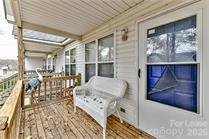 Single Family Residence at 300 Hoskins Mill Road, Charlotte, photo 12 of 13