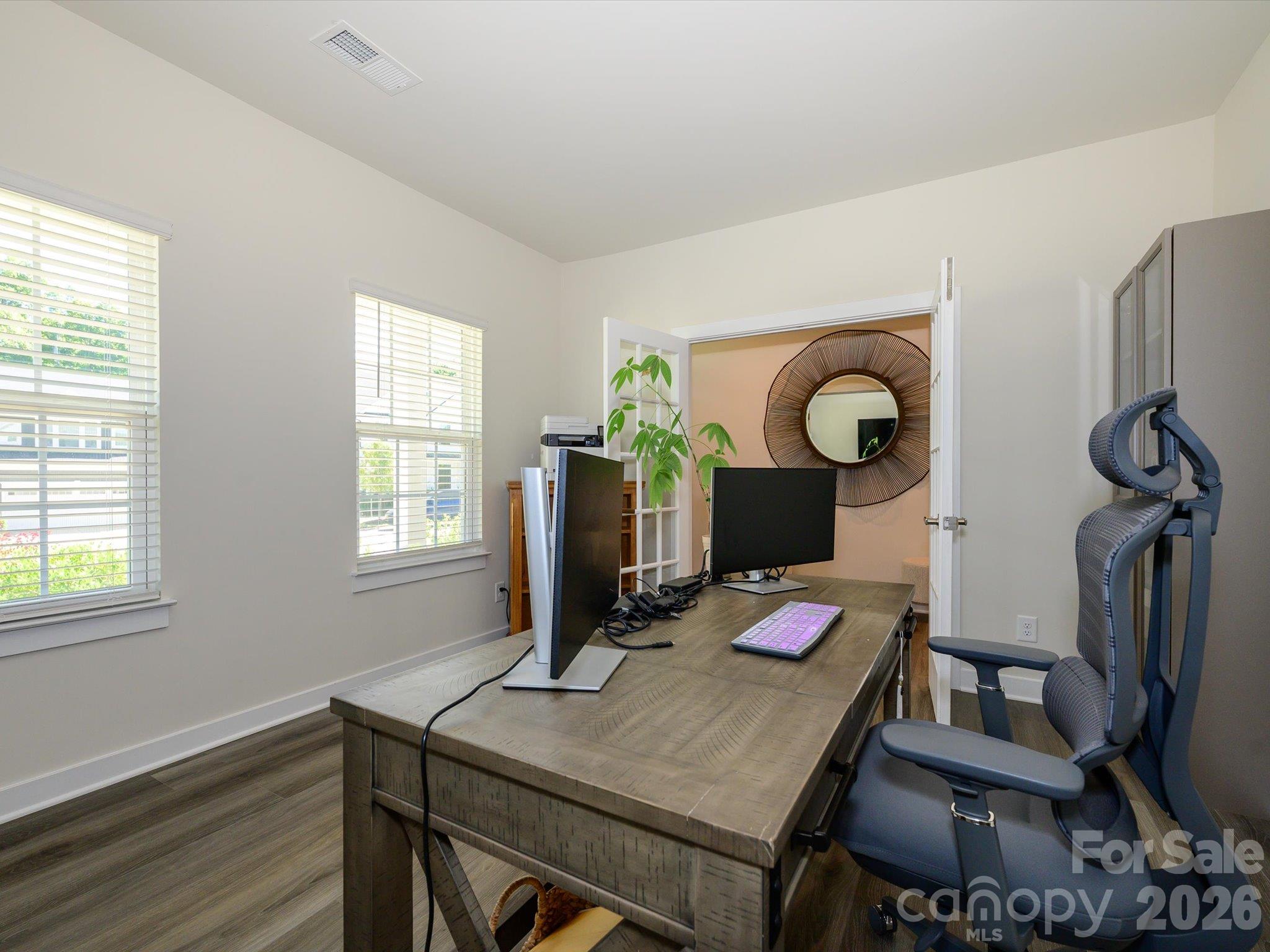 Single Family Residence at 8504 Everwood Avenue, Huntersville, photo 5 of 35