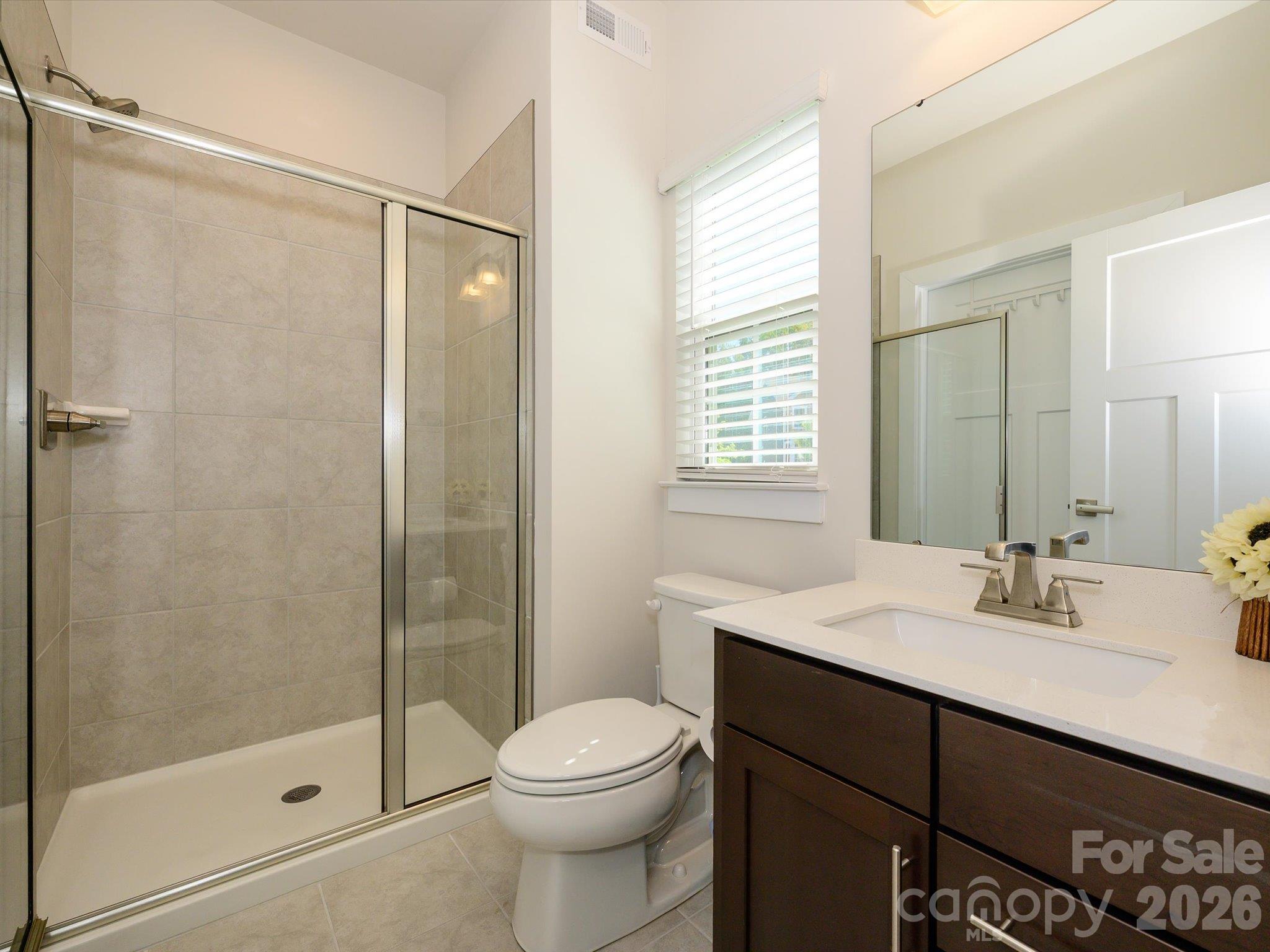 Single Family Residence at 8504 Everwood Avenue, Huntersville, photo 17 of 35