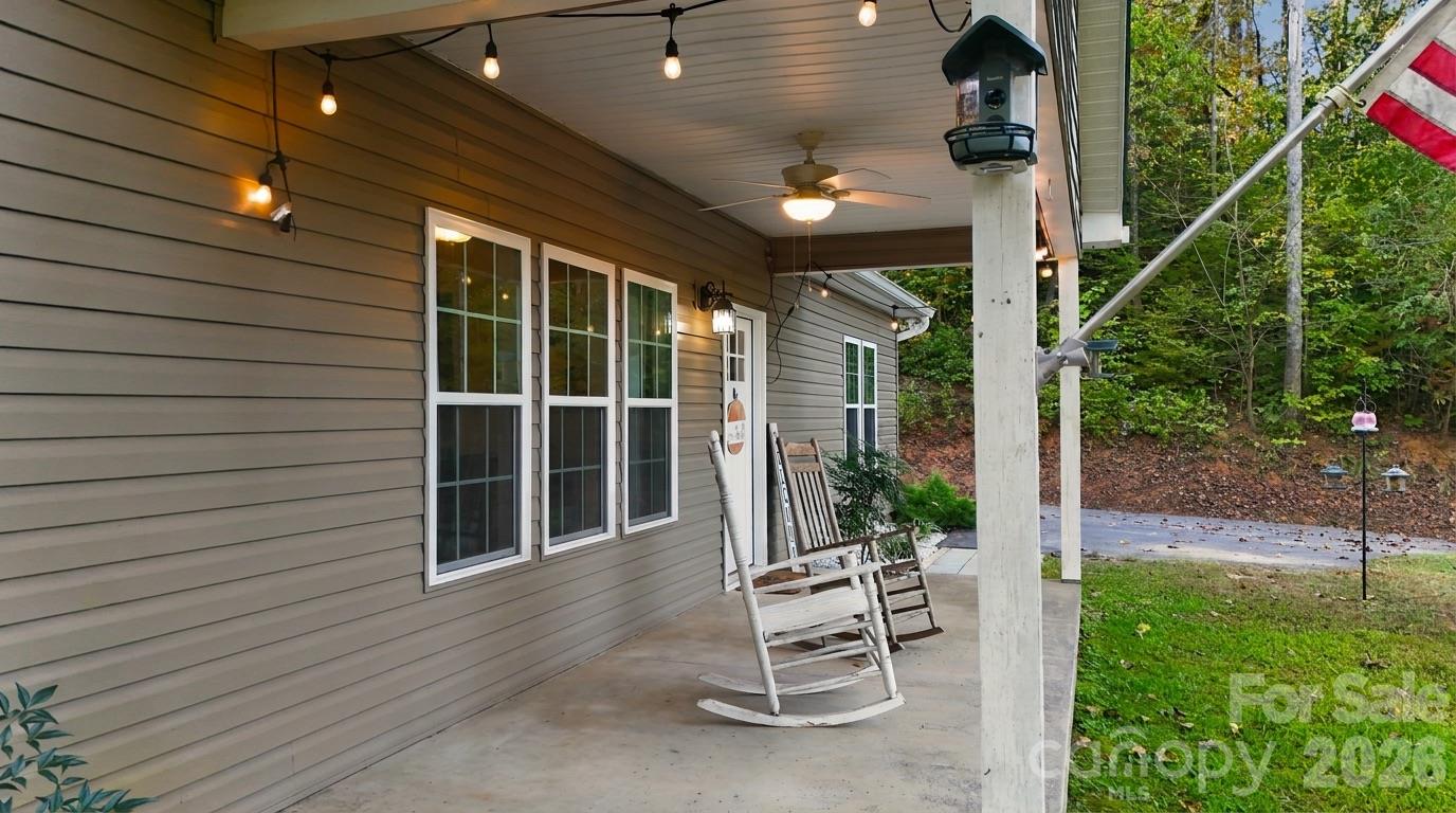 Single Family Residence at 201 Woodhaven Estates, Sylva, photo 4 of 38