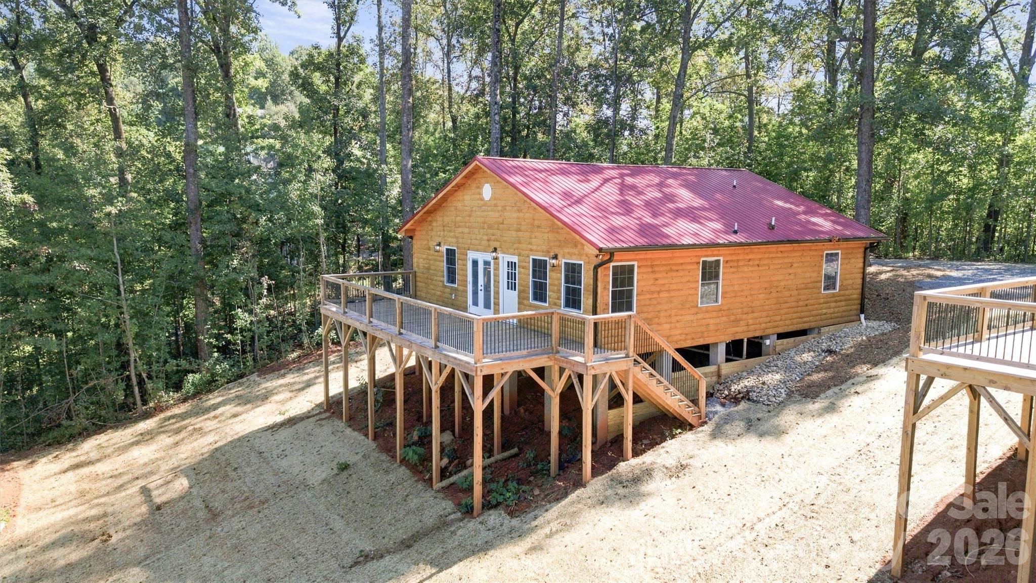 Single Family Residence at 3530 Dogwood Lane, Morganton, photo 3 of 32