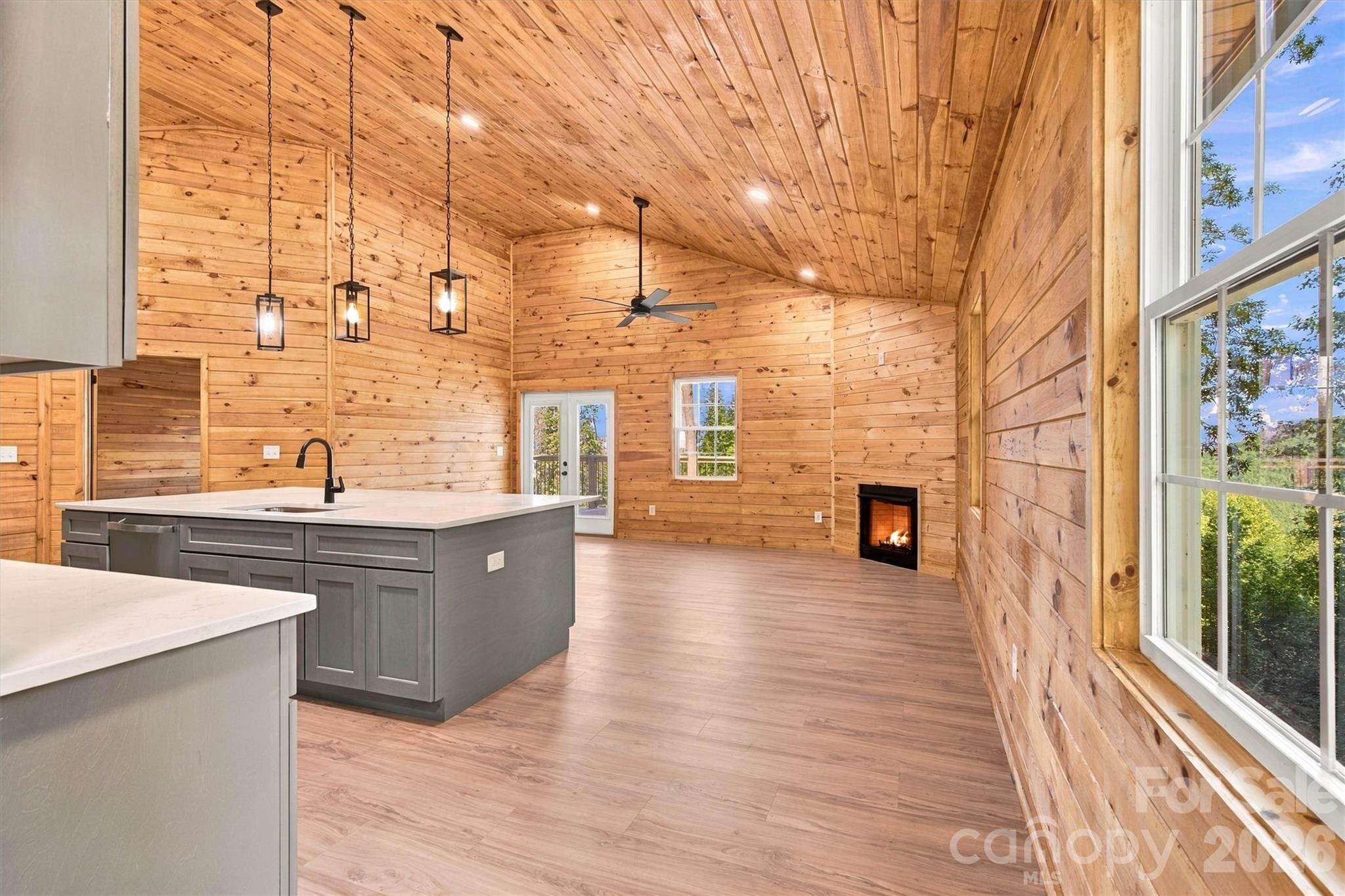 Single Family Residence at 3530 Dogwood Lane, Morganton, photo 7 of 32
