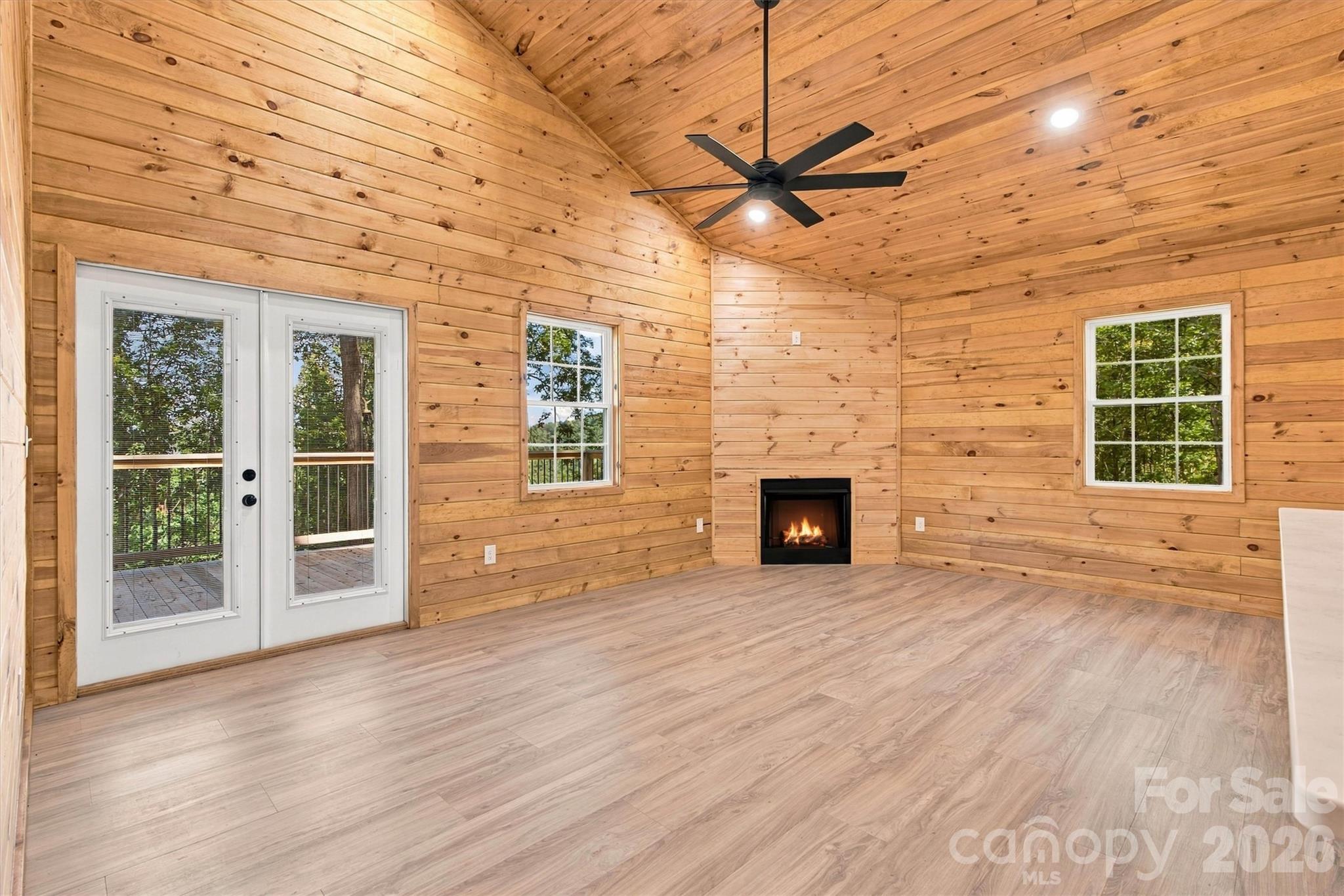 Single Family Residence at 3530 Dogwood Lane, Morganton, photo 9 of 32