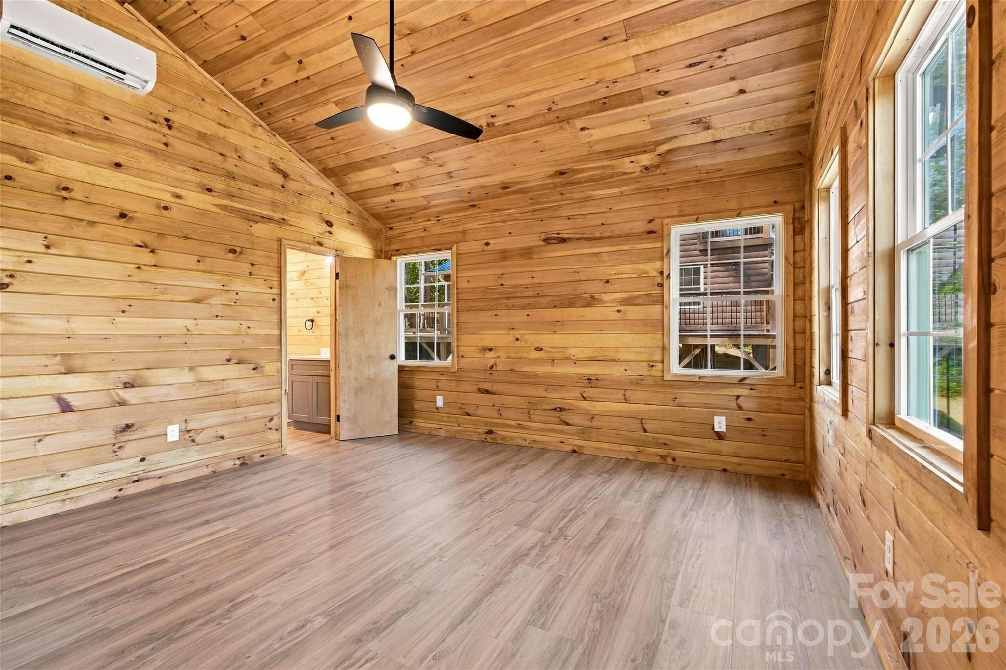 Single Family Residence at 3530 Dogwood Lane, Morganton, photo 17 of 32