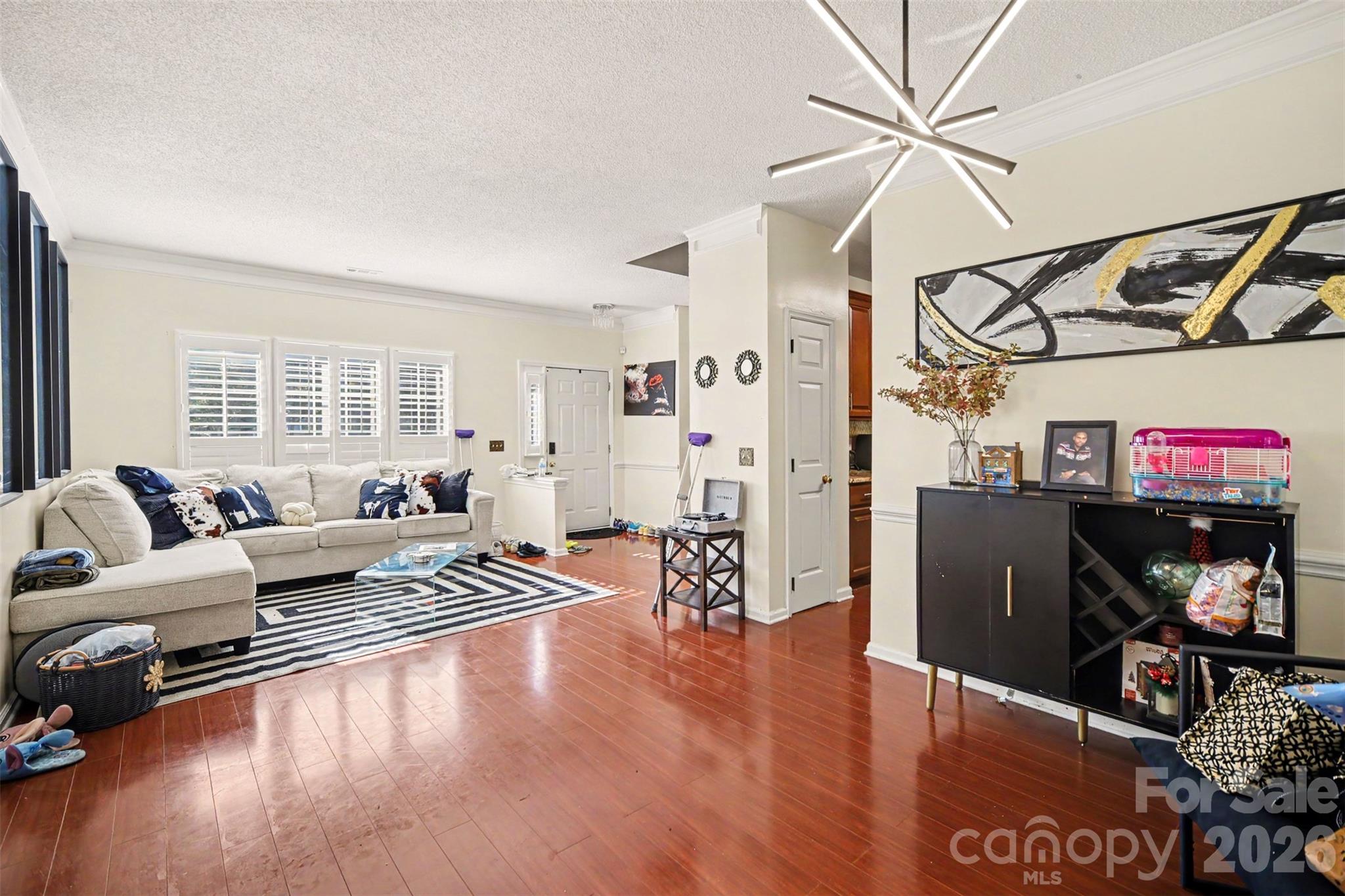 Single Family Residence at 11410 Hunters Landing Drive, Charlotte, photo 8 of 30