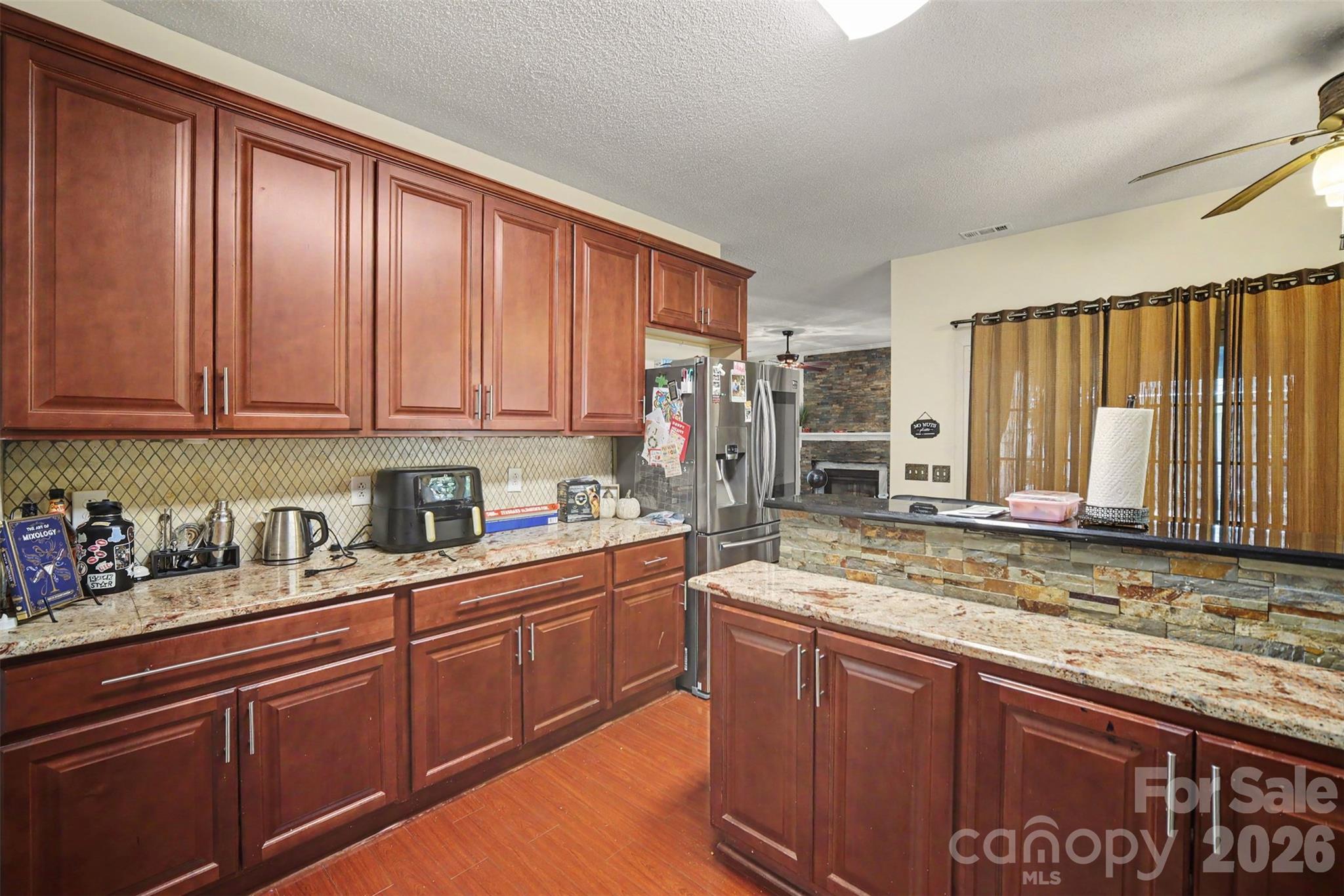 Single Family Residence at 11410 Hunters Landing Drive, Charlotte, photo 15 of 30