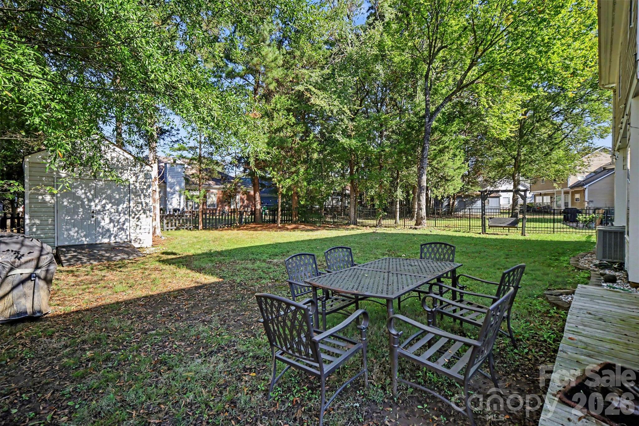 Single Family Residence at 11410 Hunters Landing Drive, Charlotte, photo 26 of 30