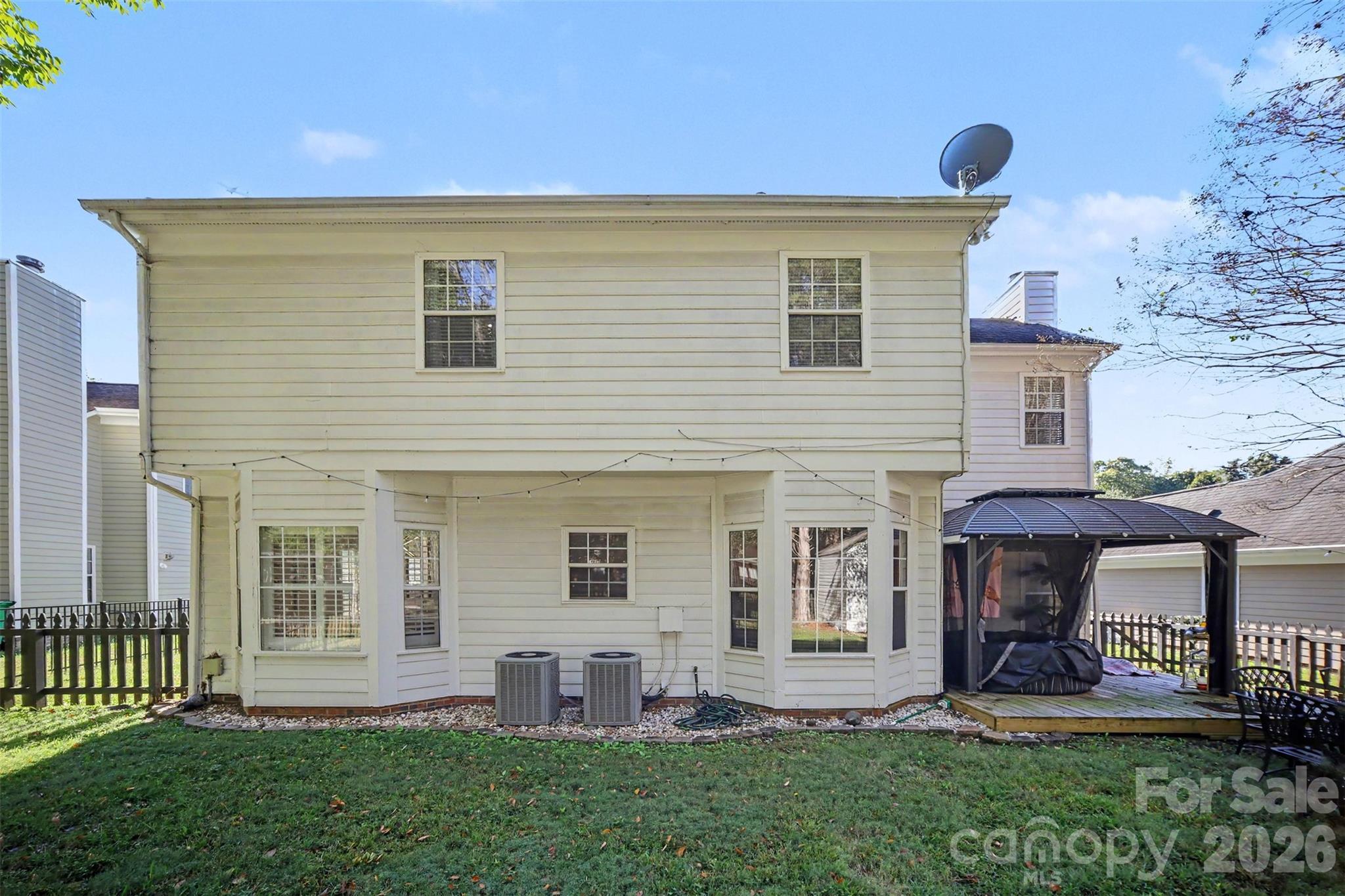 Single Family Residence at 11410 Hunters Landing Drive, Charlotte, photo 28 of 30