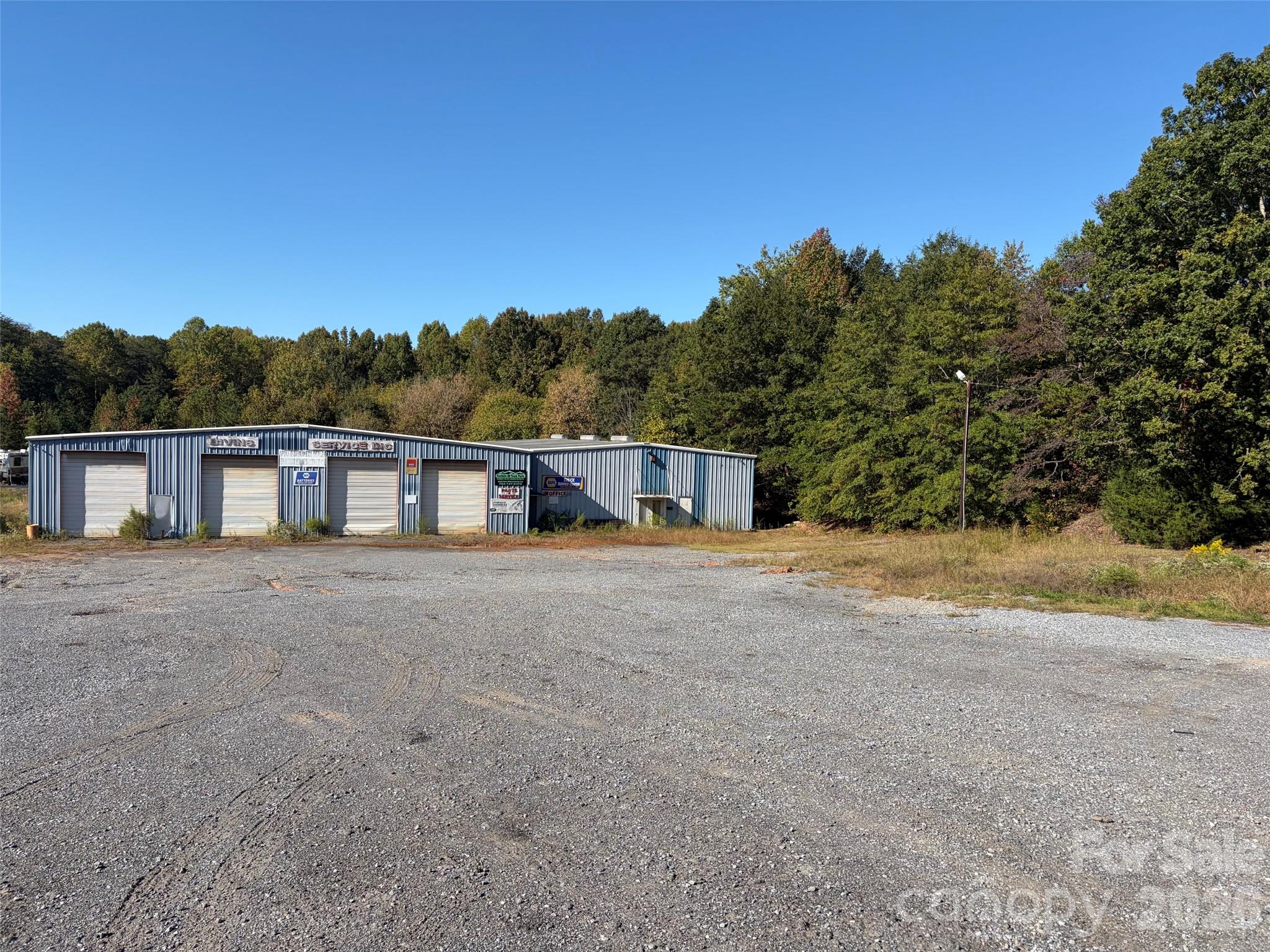 1613 Post Road