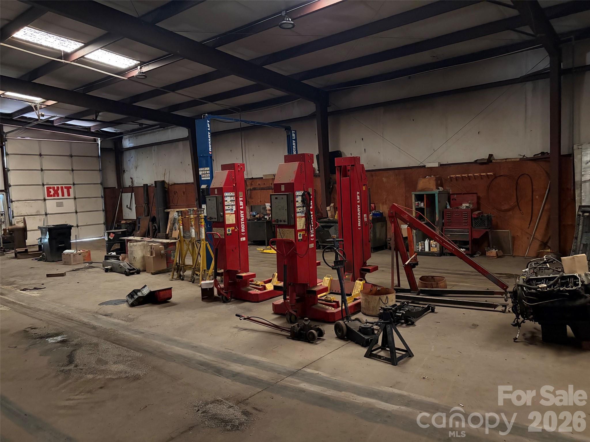 Automotive at 1613 Post Road, Shelby, photo 3 of 11