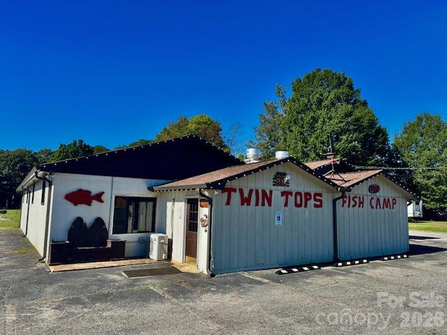And Twin Tops Fish Camp is just a mile away. Mmmmmm. - 102 Roxie Lane, Belmont