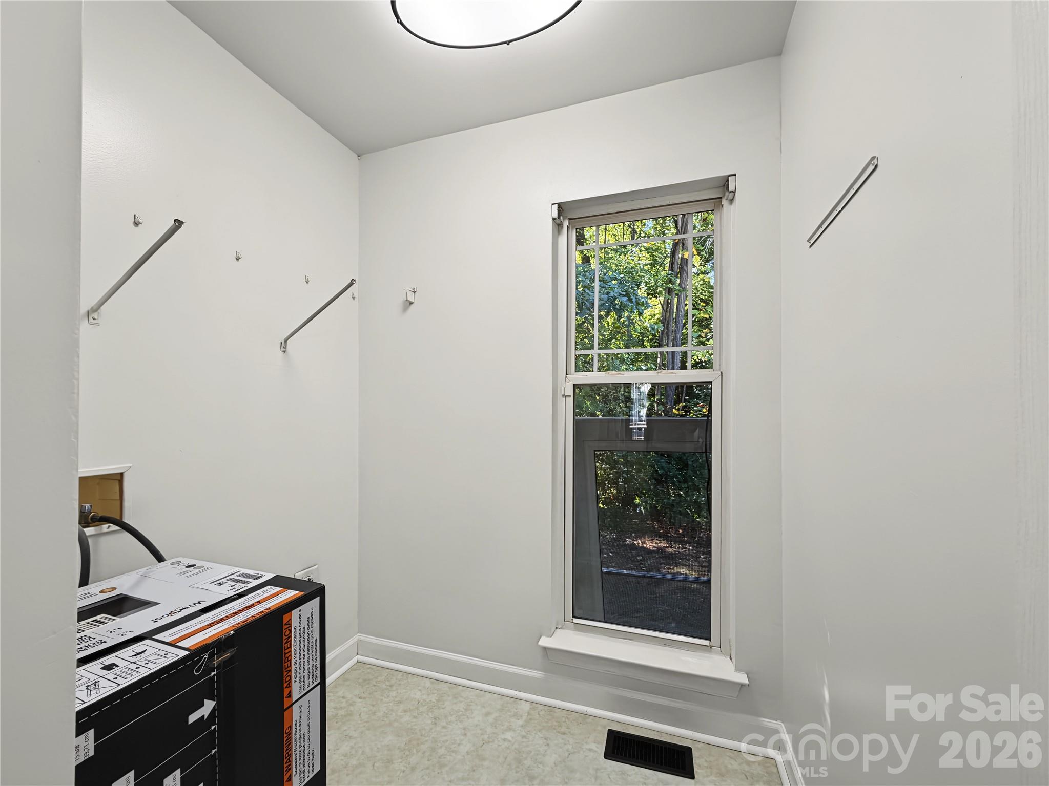 Single Family Residence at 454 Mables Court, Statesville, photo 23 of 46