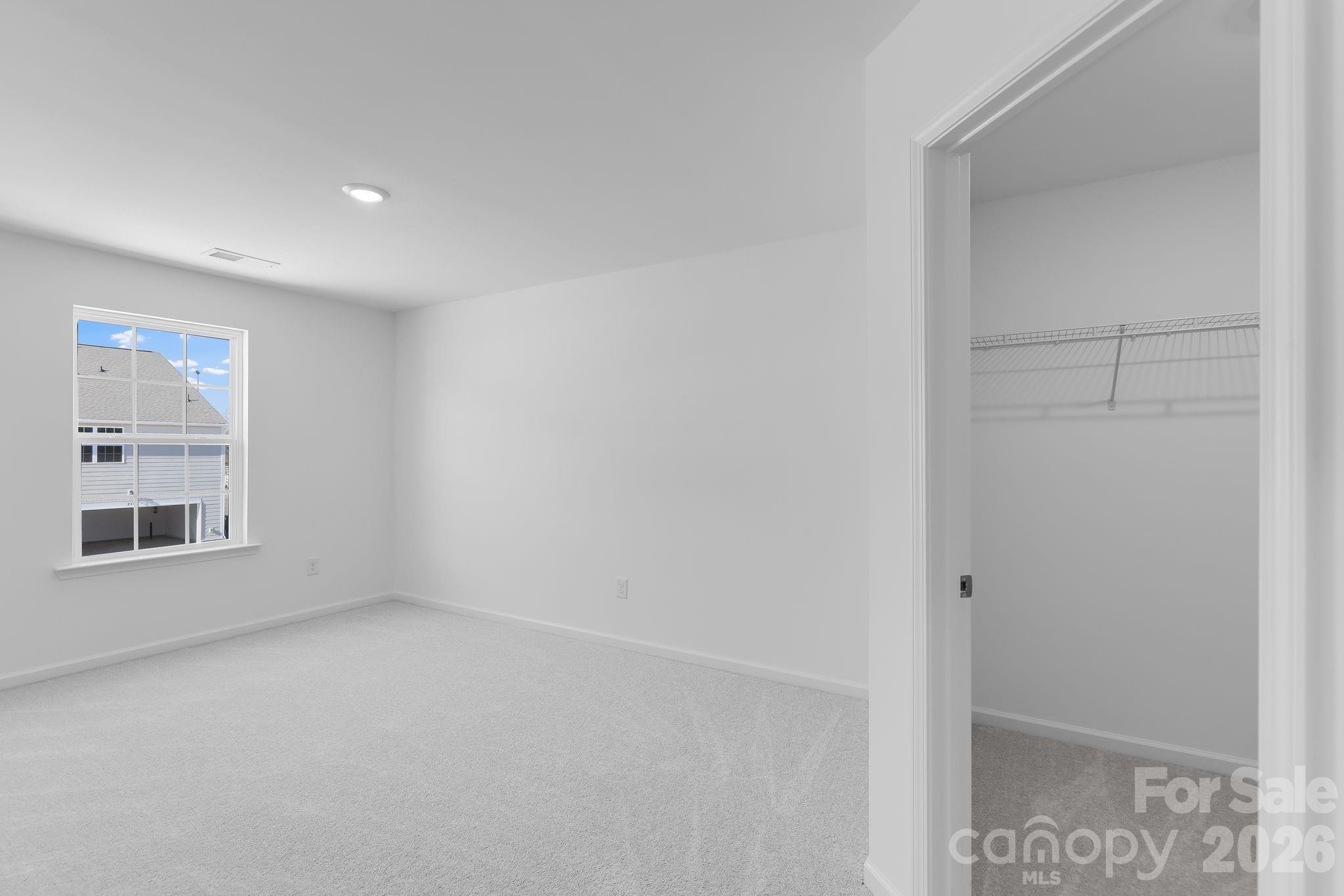 Photo is representational - 646 Sparano Loop, York