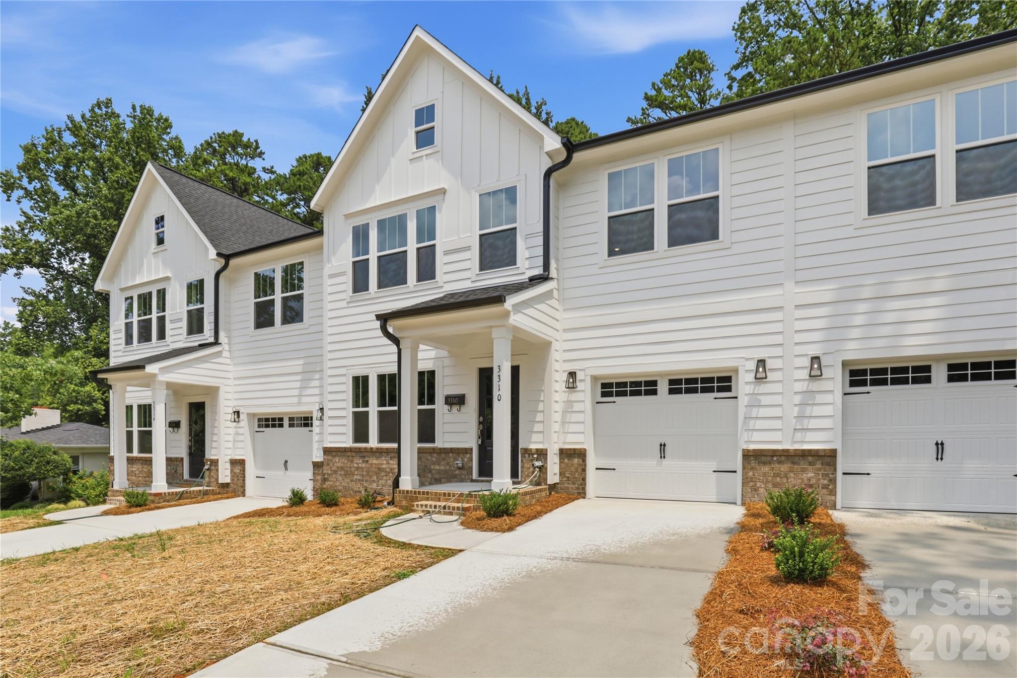 Townhouse at 3310 Campbell Drive, Charlotte, photo 2 of 30