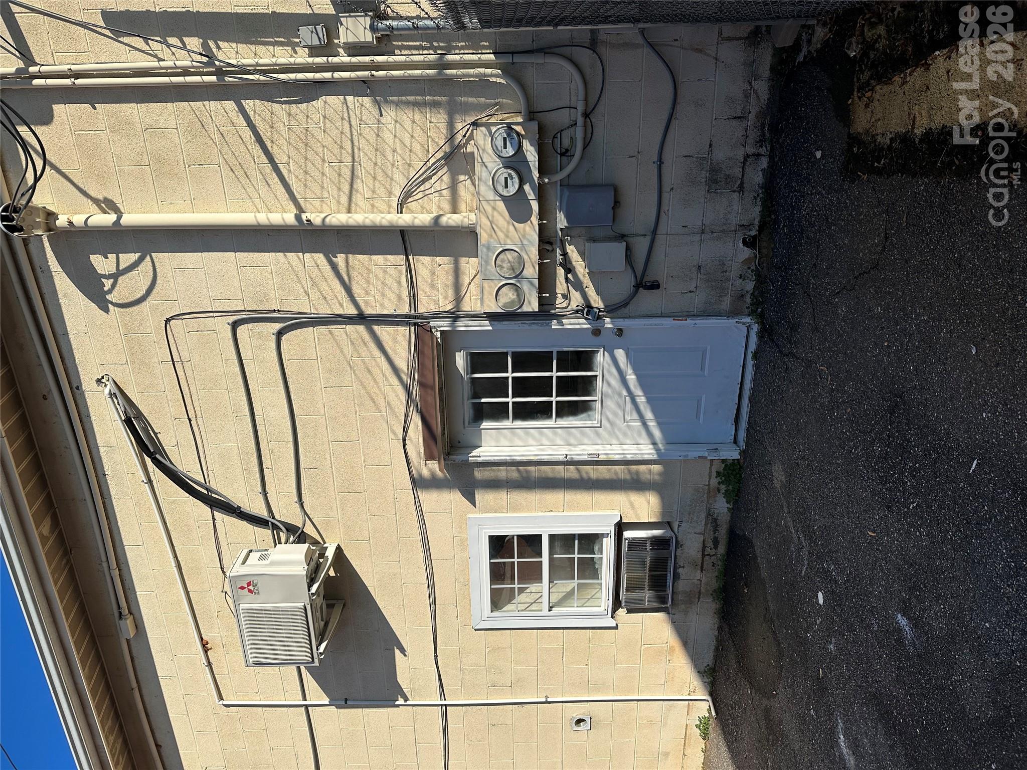 Apartment at 1305 W Front Street, Statesville, photo 3 of 4