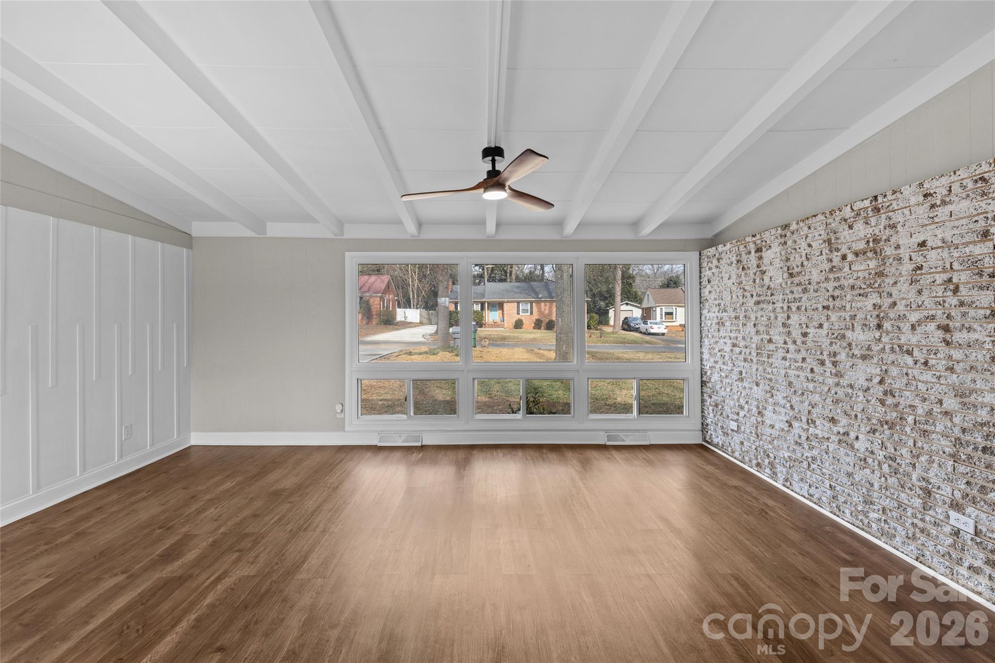 Single Family Residence at 5426 Milford Road, Charlotte, photo 9 of 34