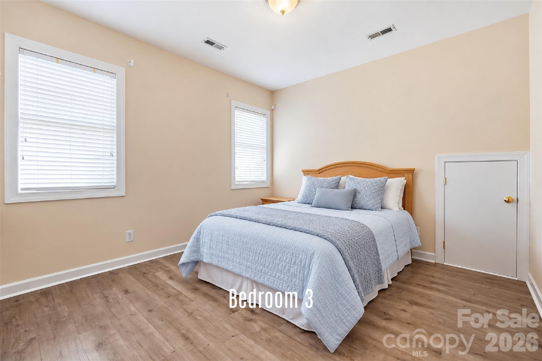 Single Family Residence at 11438 McGinns Trace Court, Charlotte, photo 28 of 43
