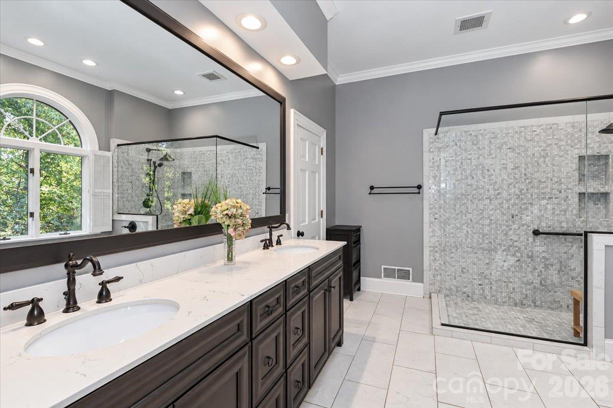 Single Family Residence at 3230 Broadmoor Drive, Statesville, photo 20 of 48