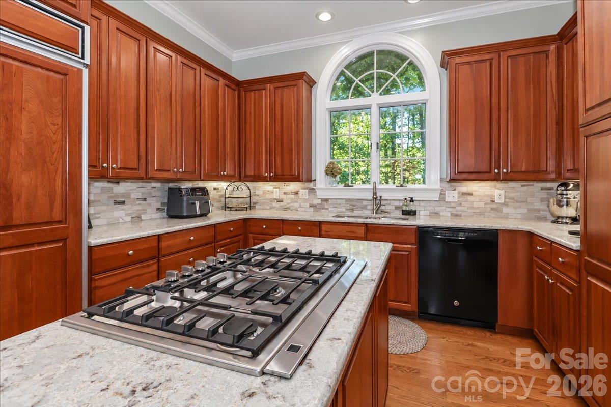 Single Family Residence at 3230 Broadmoor Drive, Statesville, photo 24 of 48