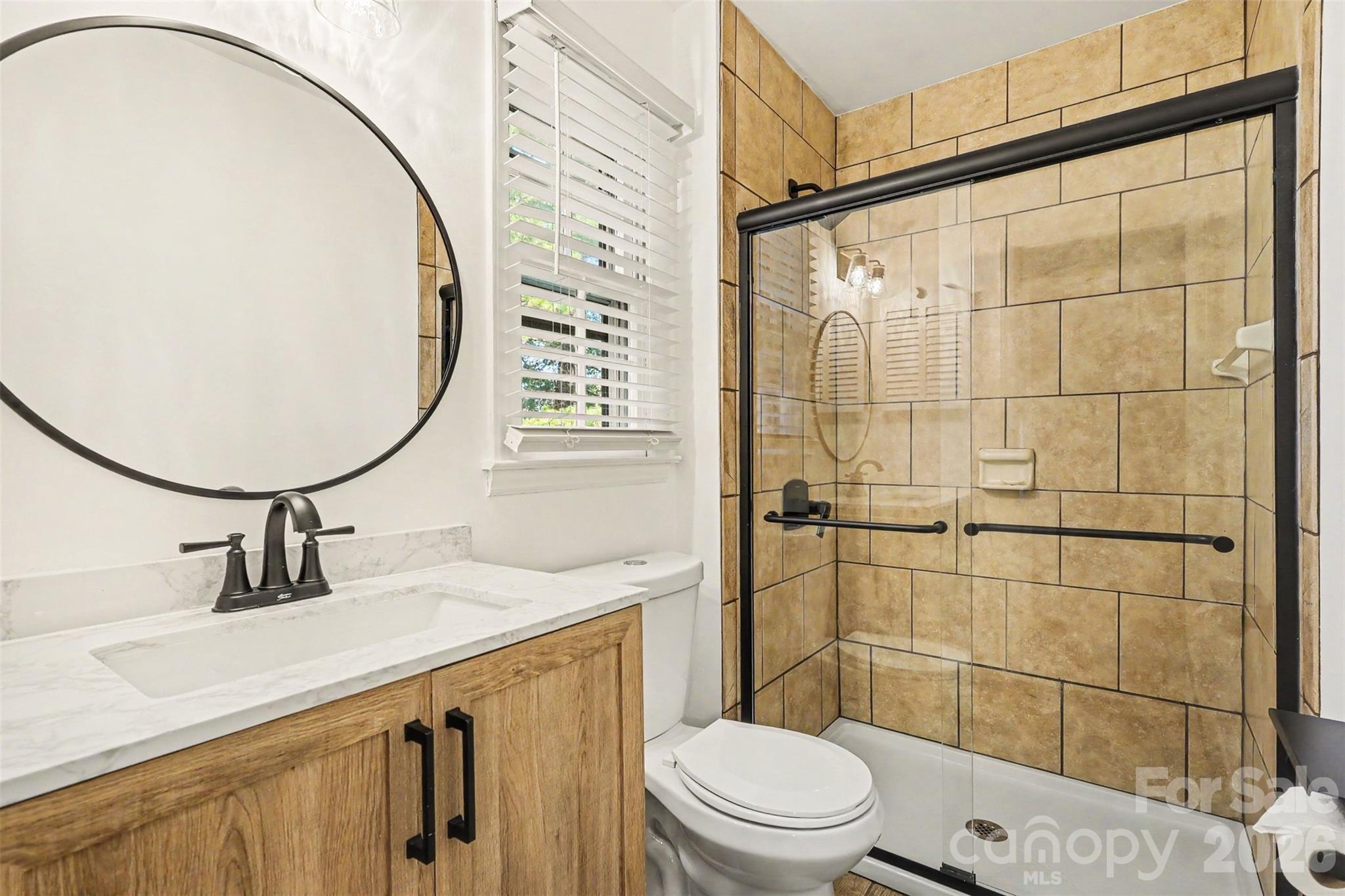 Single Family Residence at 833 Archdale Drive, Charlotte, photo 26 of 38