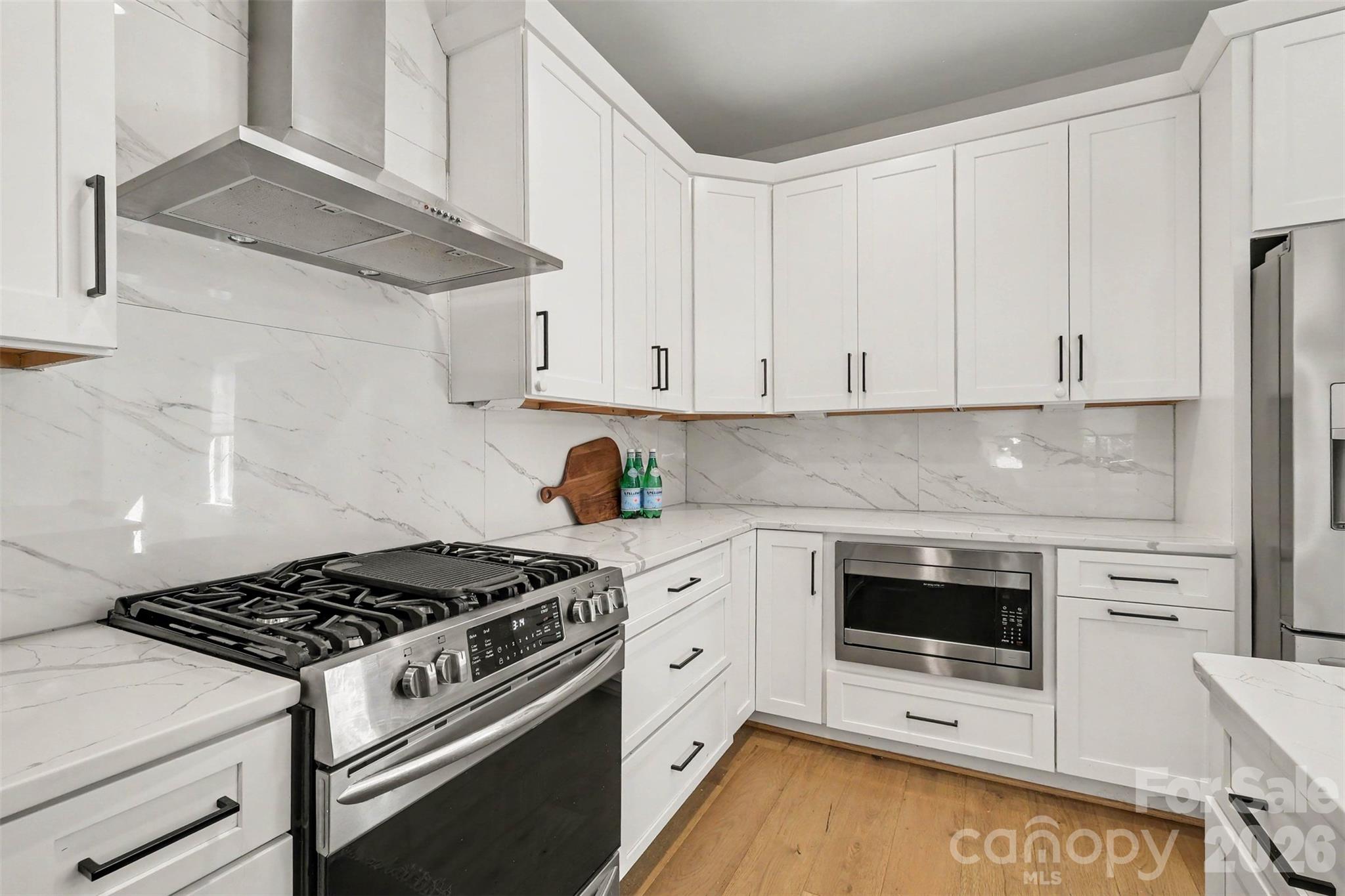 Townhouse at 1713 Mimosa Avenue, Charlotte, photo 11 of 39