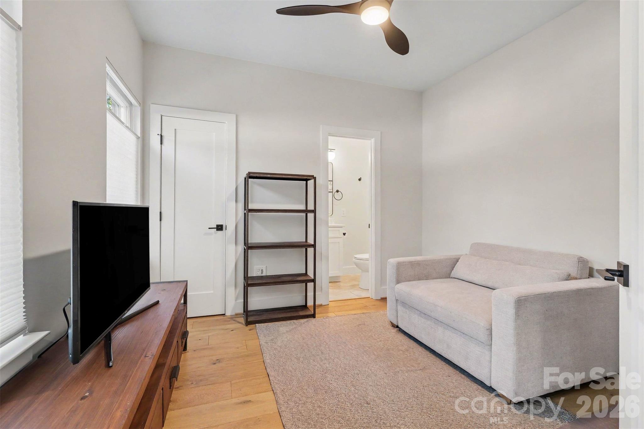 Townhouse at 1713 Mimosa Avenue, Charlotte, photo 28 of 39