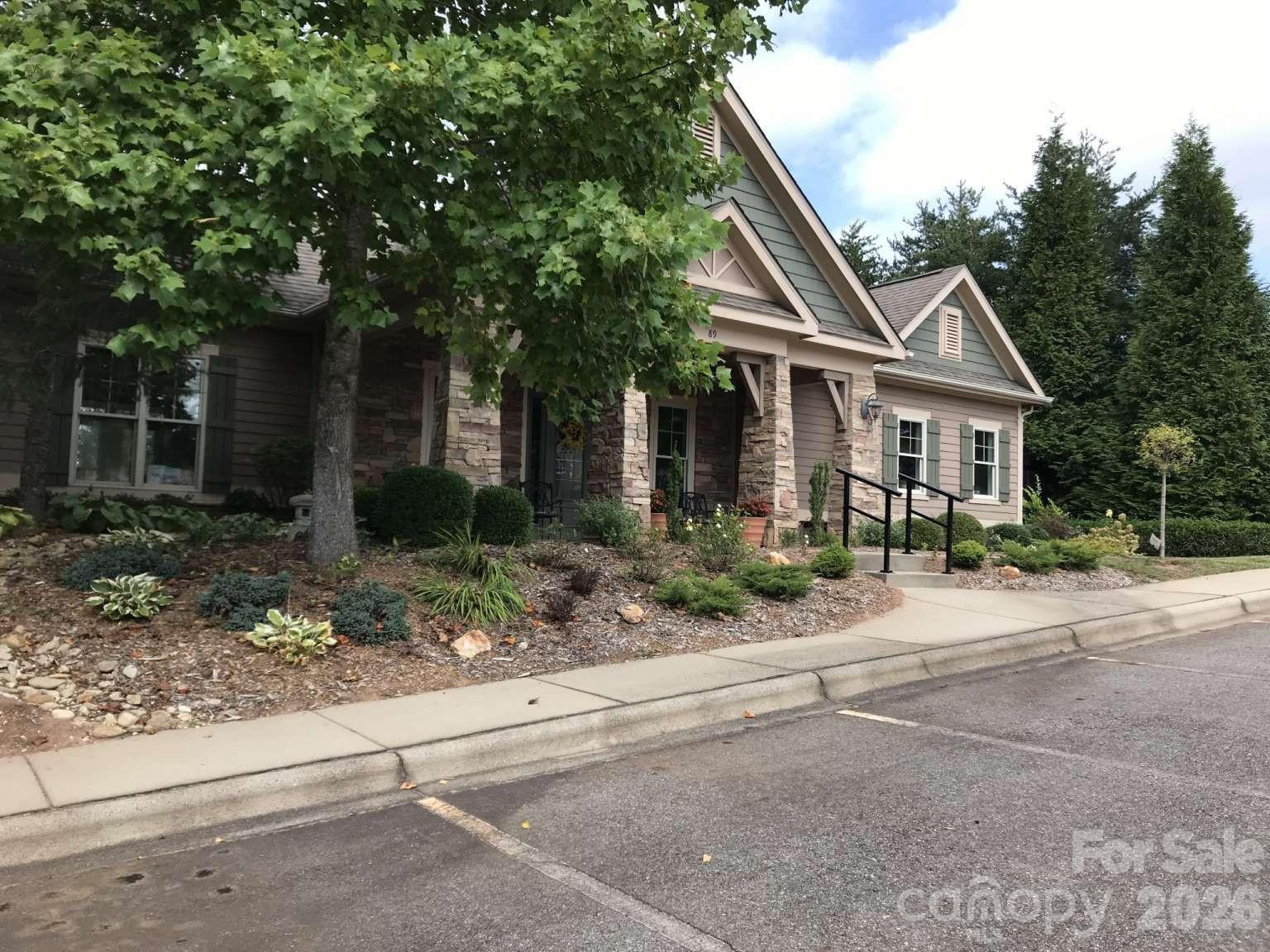 Single Family Residence at 30 Rose Point Drive, Leicester, photo 19 of 24