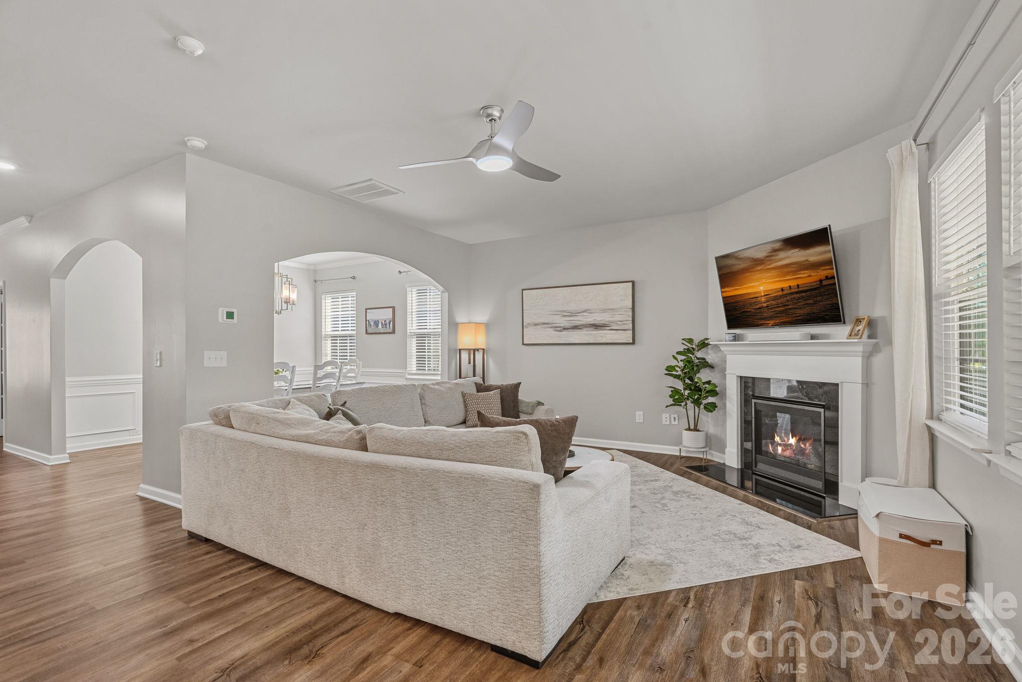 Single Family Residence at 9325 Beecroft Valley Drive, Huntersville, photo 10 of 41