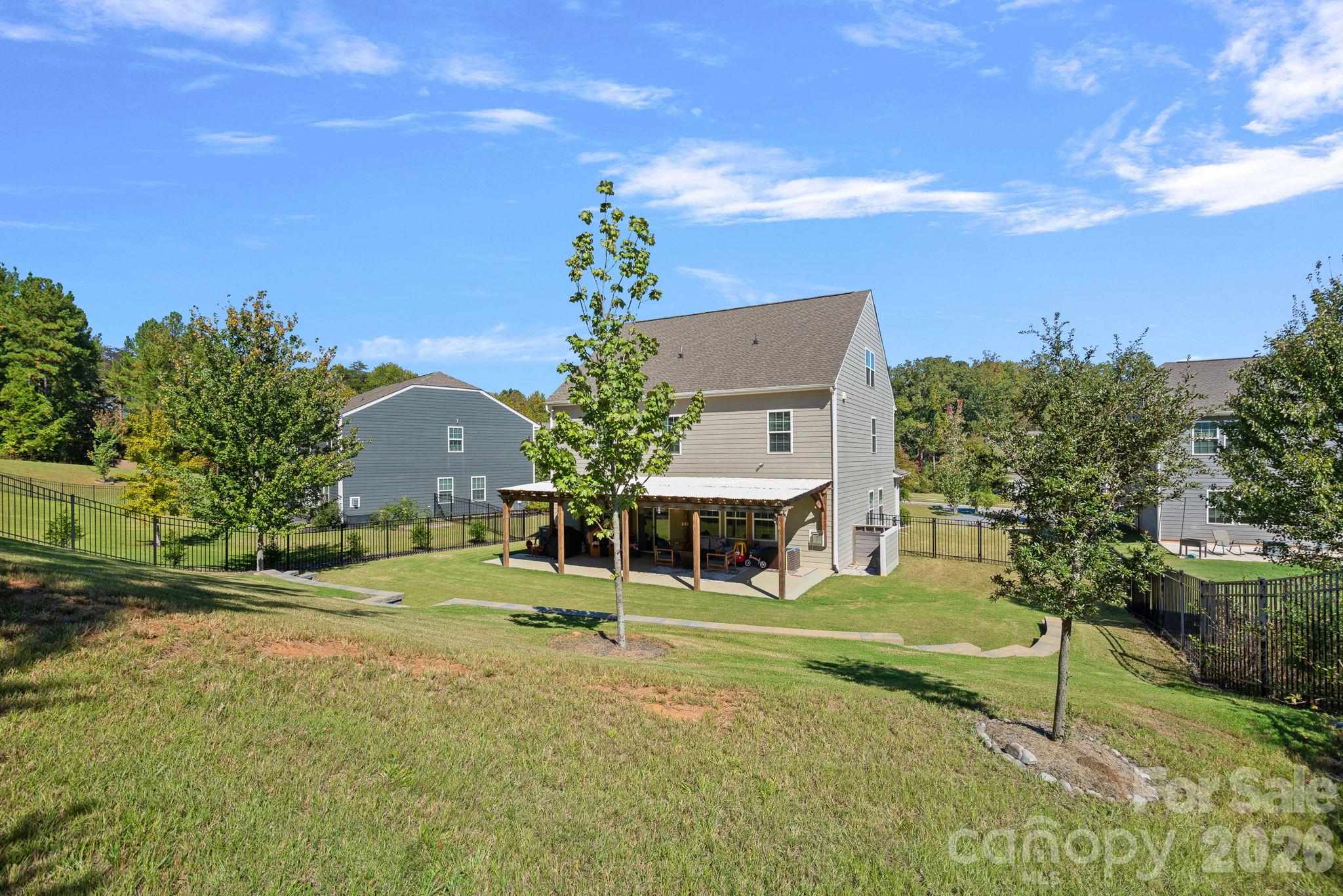 Single Family Residence at 9325 Beecroft Valley Drive, Huntersville, photo 33 of 41