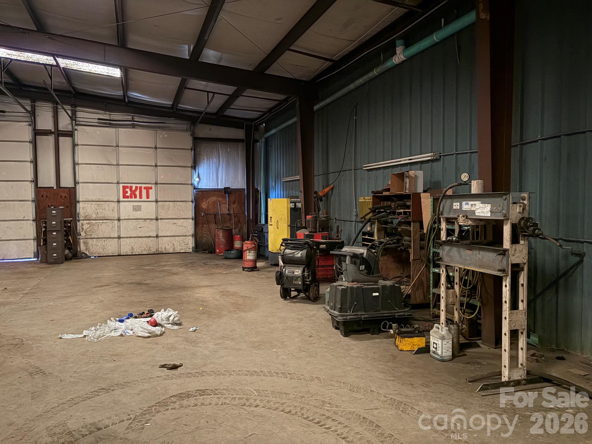 Automotive at 1613 Post Road, Shelby, photo 9 of 11