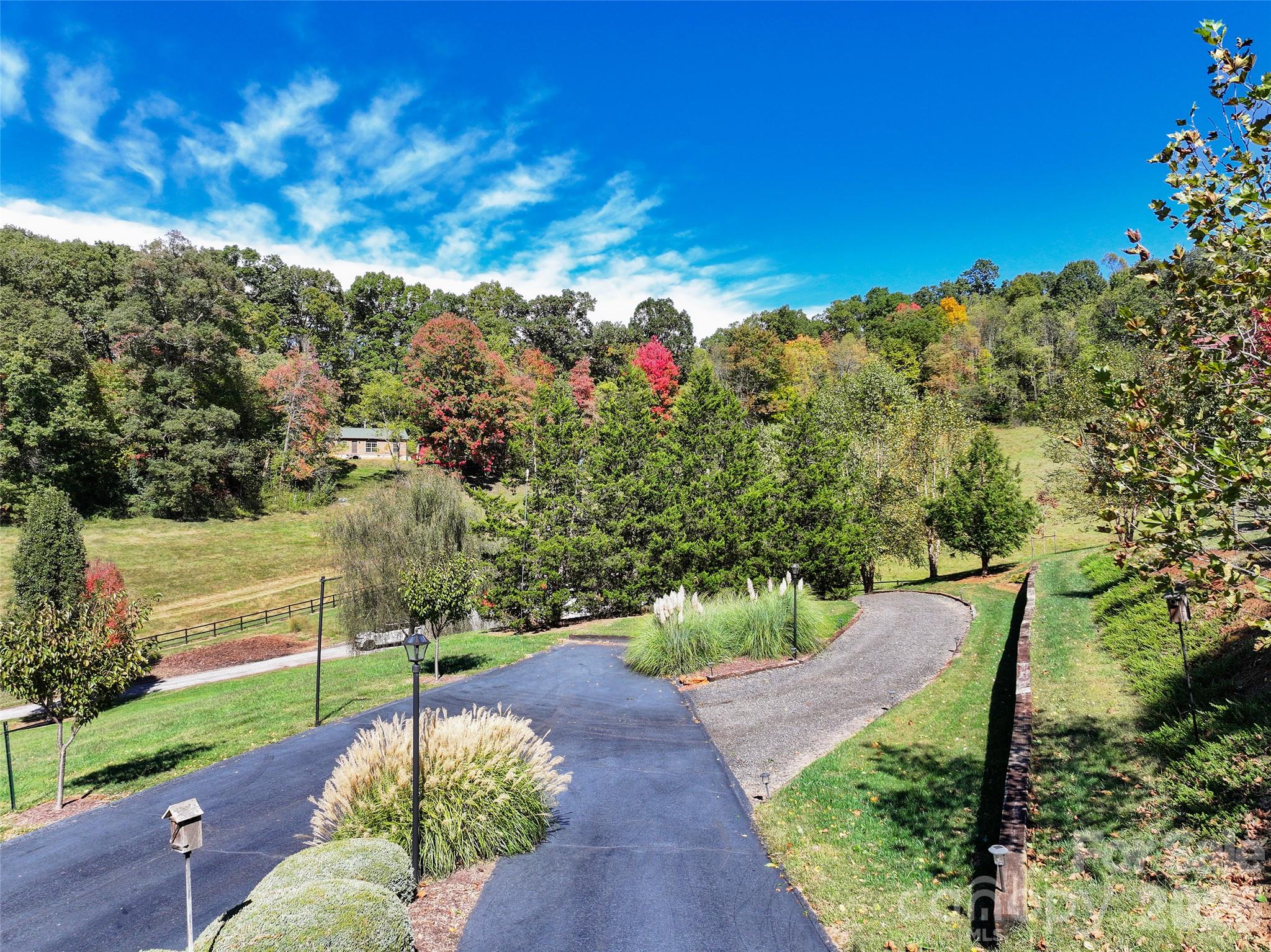Driveway in back to the left leads to the Basement Garage. - 43 Eagle Ridge, Clyde