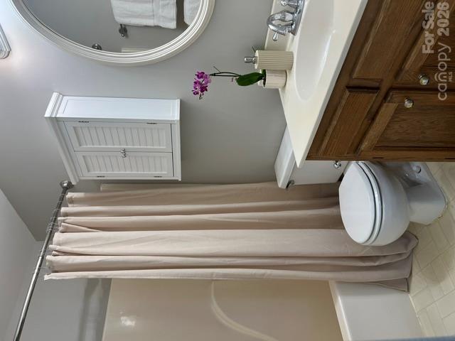 Convenient hall bath with new flooring! - 4711 Beech Crest Place, Charlotte