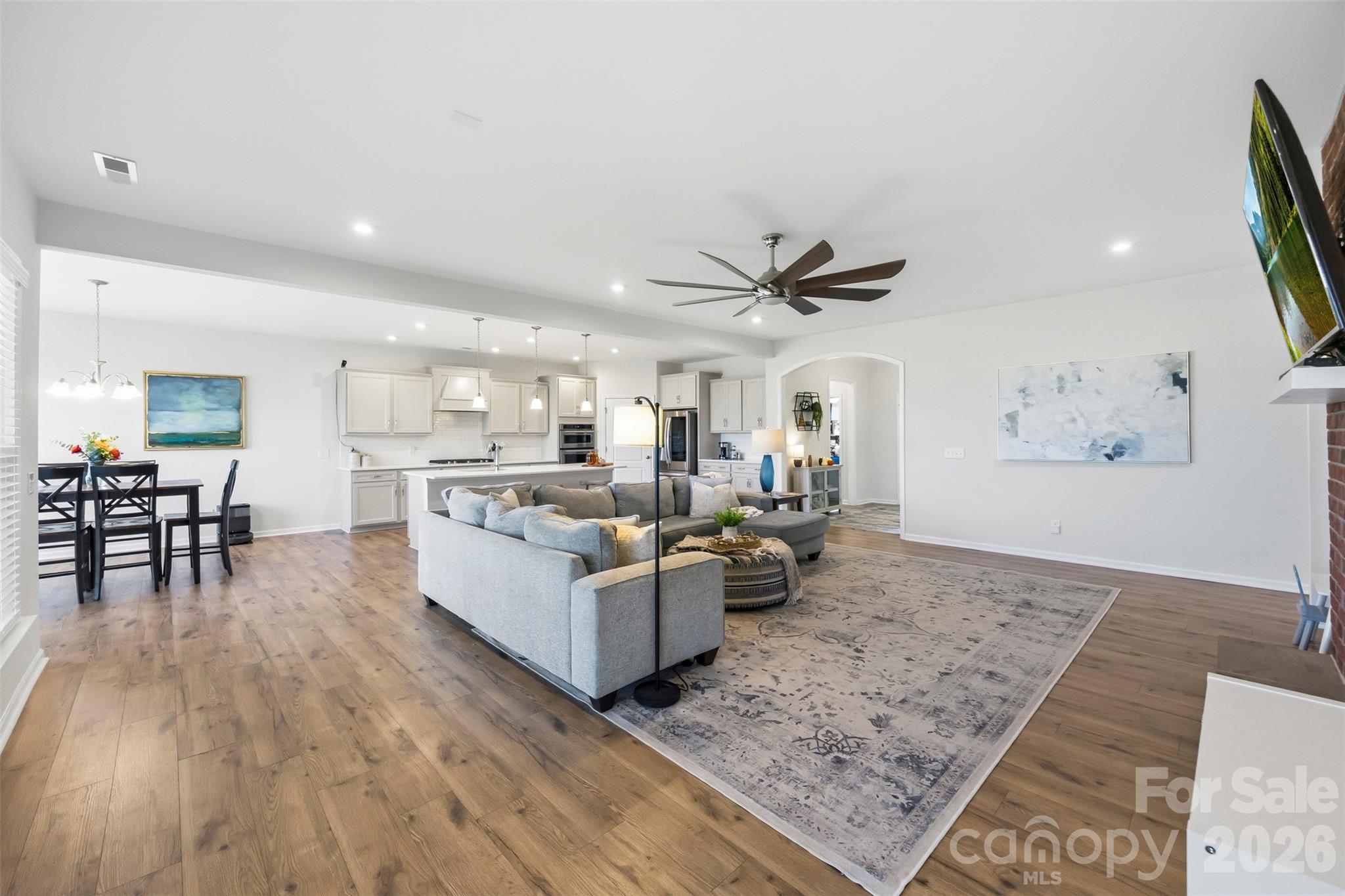 Single Family Residence at 13709 Berkley Avenue, Huntersville, photo 13 of 46