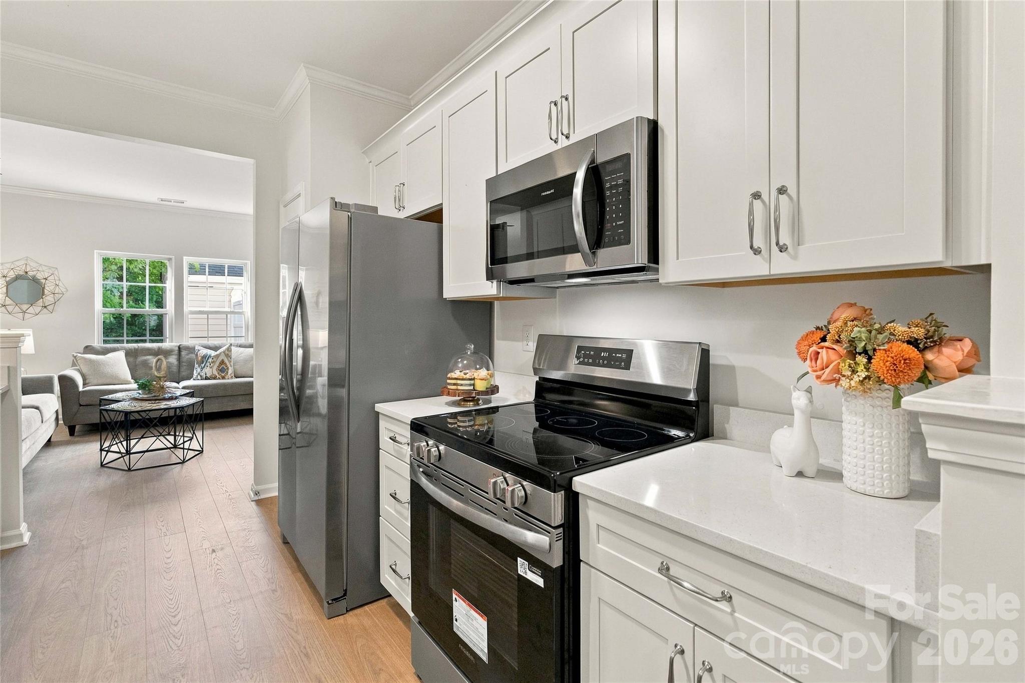 New appliances! - 18631 Oakhurst Boulevard, Cornelius