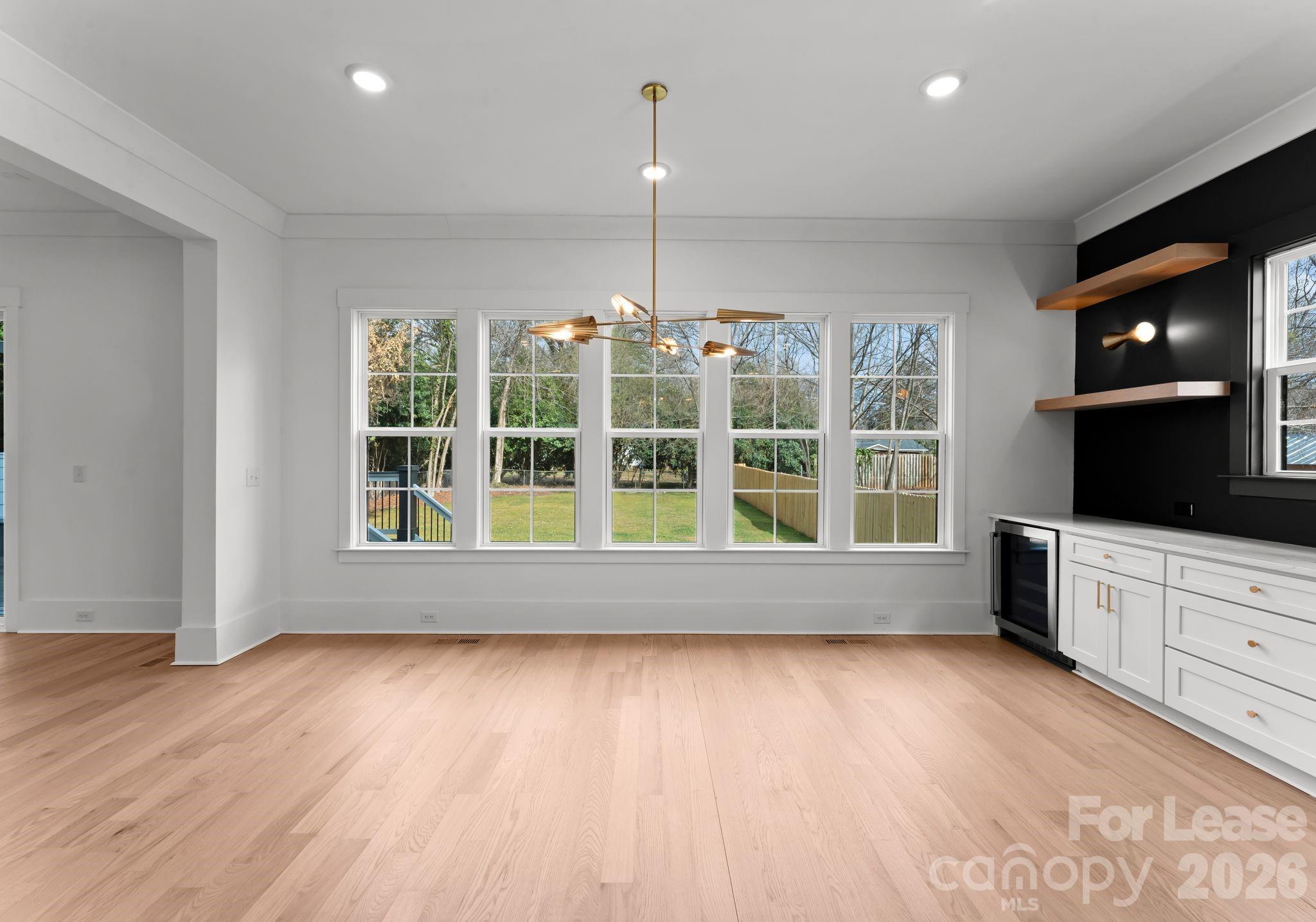 Single Family Residence at 4345 Castleton Road, Charlotte, photo 15 of 44