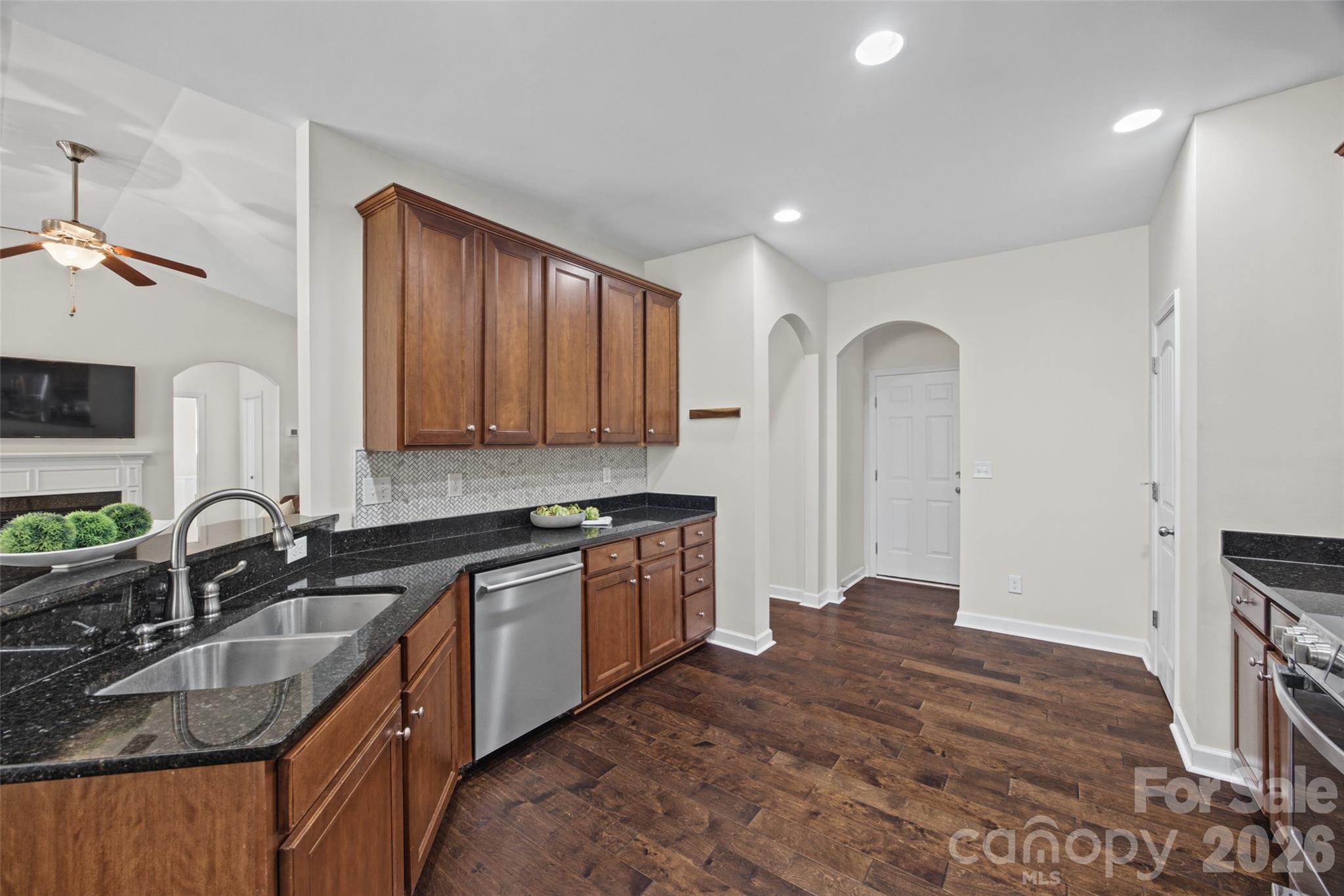 Kitchen - 8720 Artesa Mill Lane, Charlotte