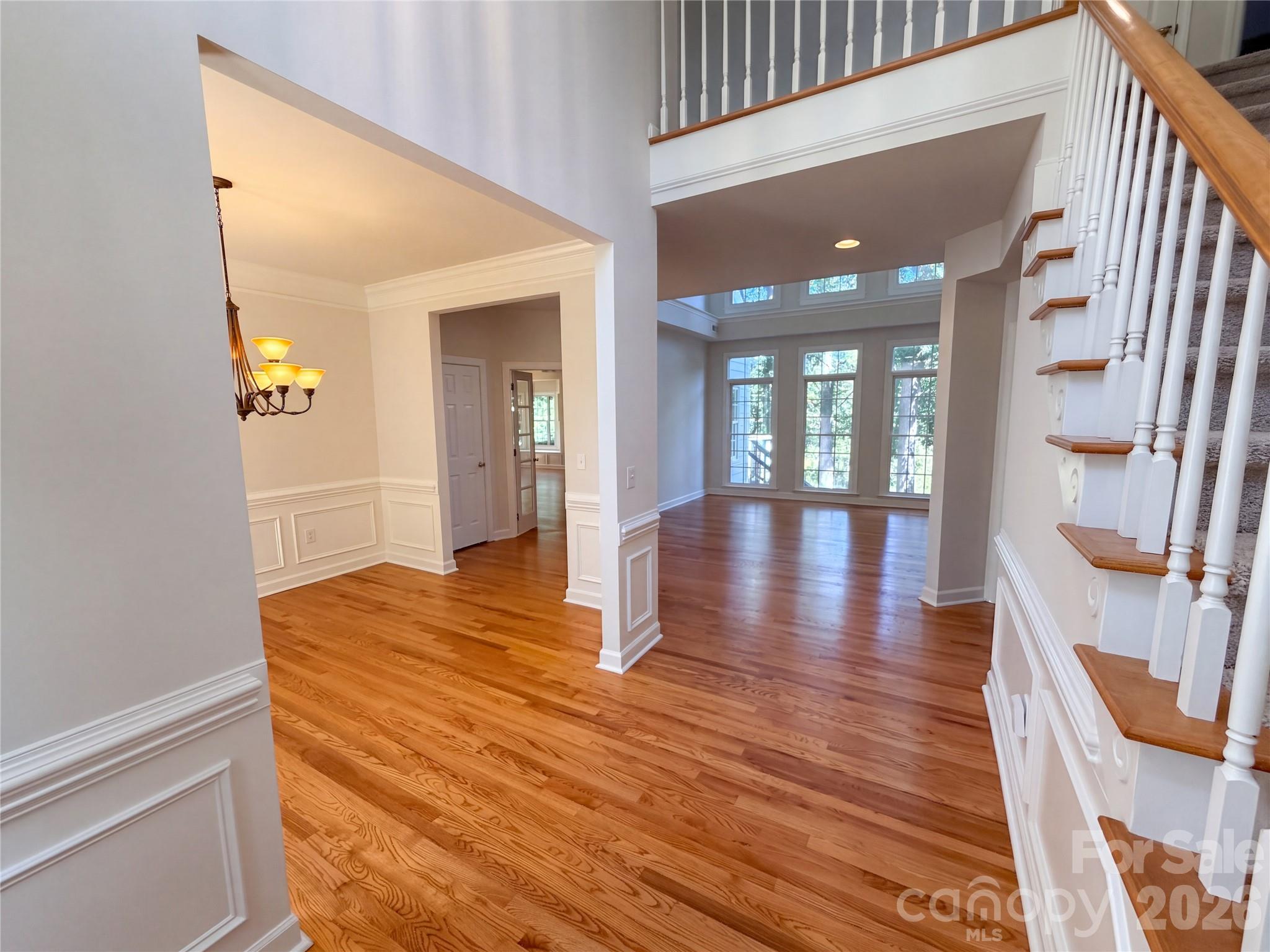 Single Family Residence at 5609 Fairvista Drive, Charlotte, photo 10 of 28