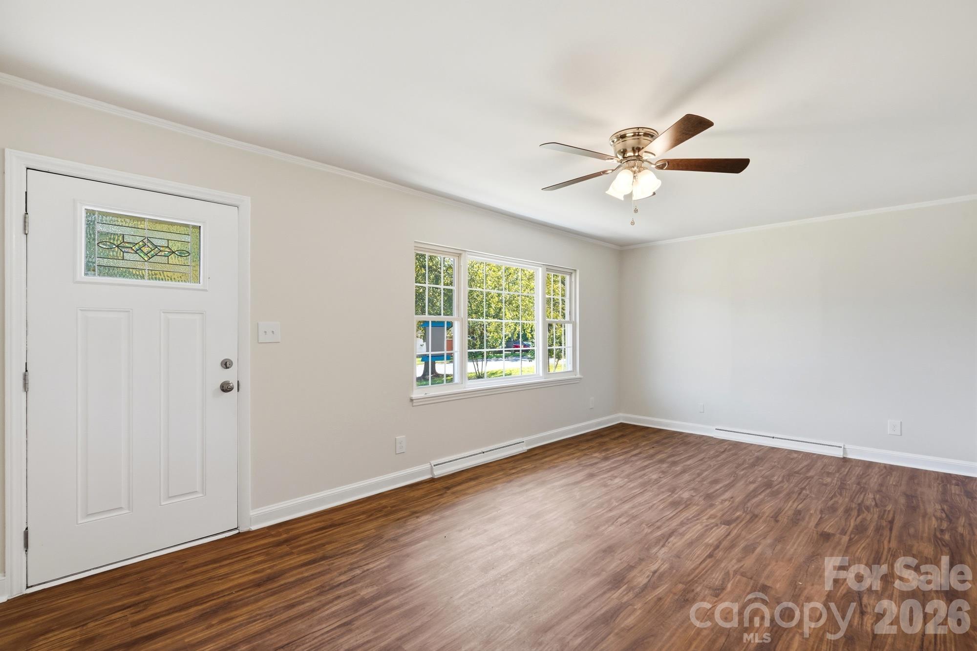 Single Family Residence at 1122 E Park Drive, Gastonia, photo 10 of 46