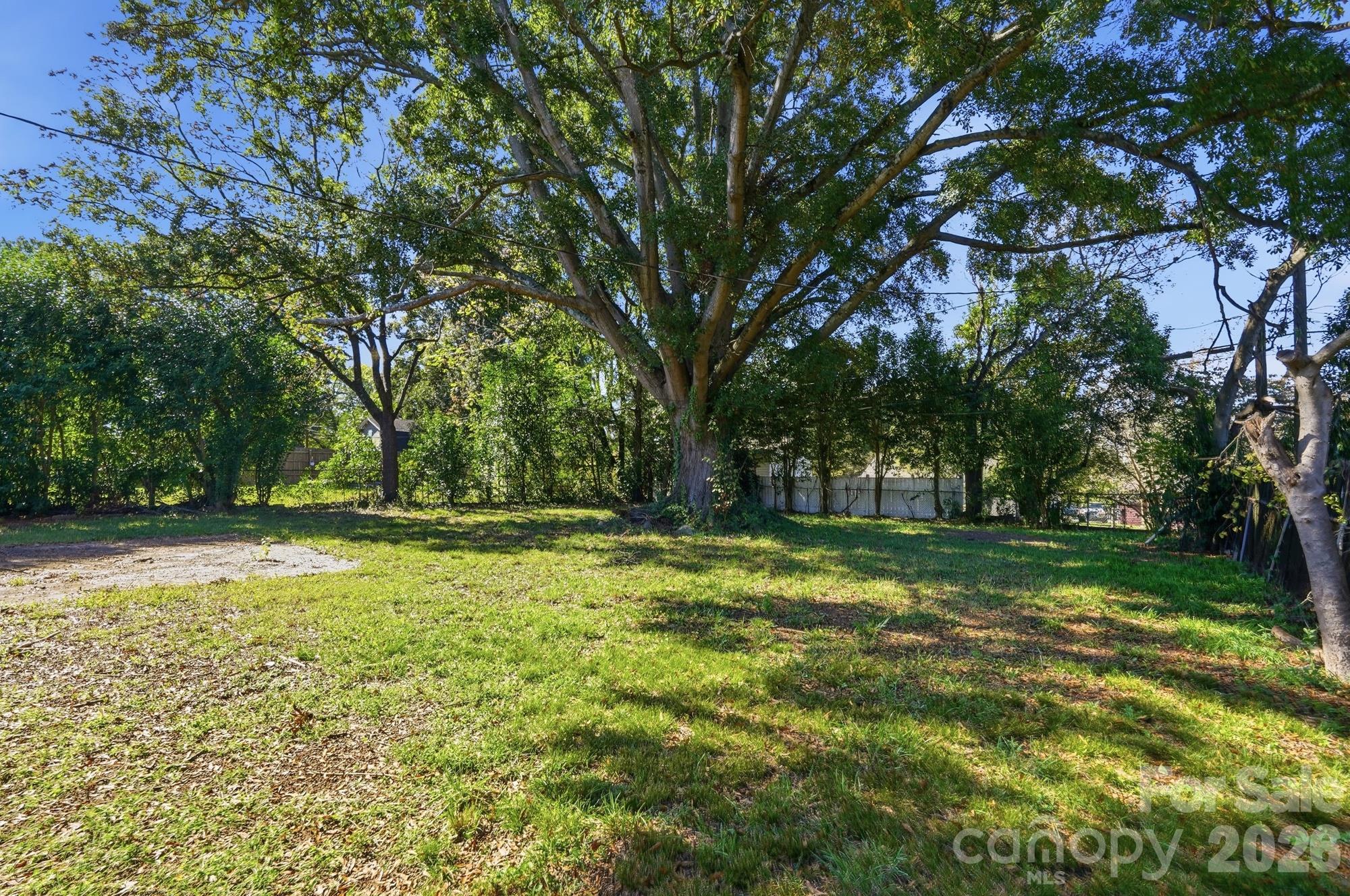 Single Family Residence at 1122 E Park Drive, Gastonia, photo 46 of 46