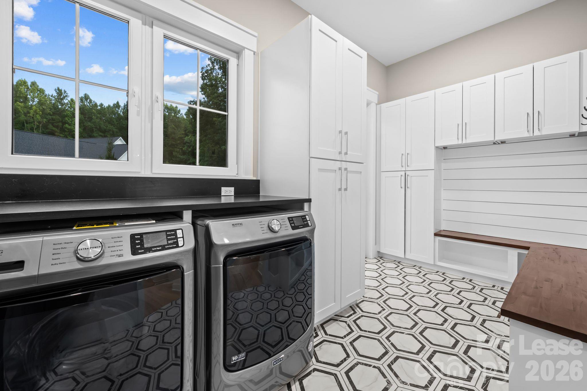 Single Family Residence at 8941 Blair Road, Charlotte, photo 18 of 38