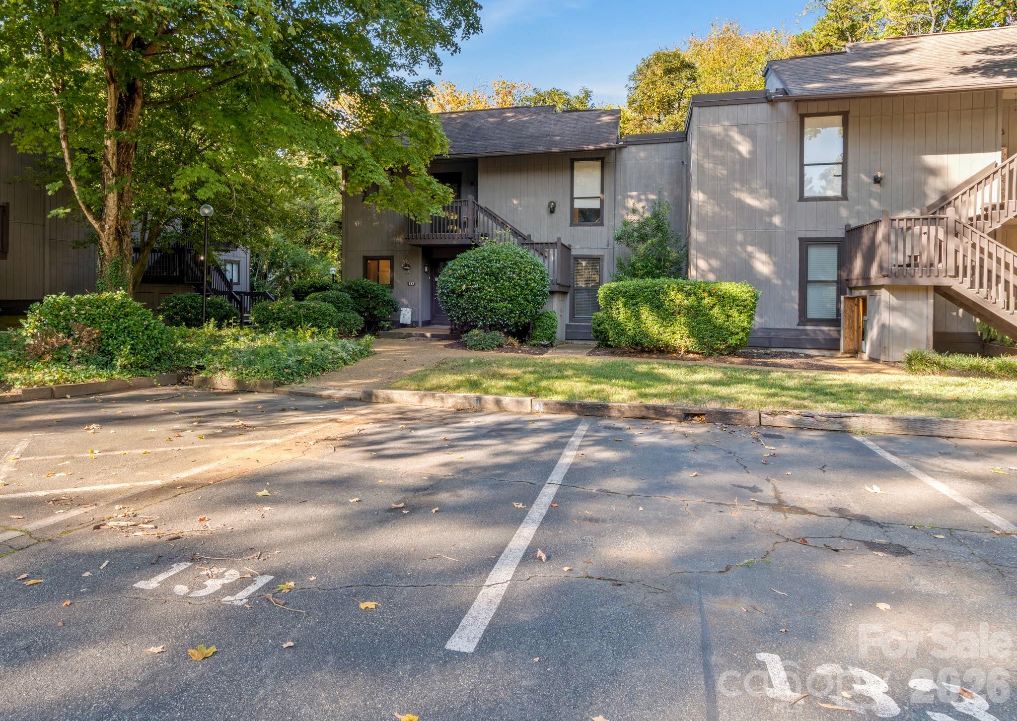 Condominium at 133 Cedar Cove Lane, Winston Salem, photo 2 of 24