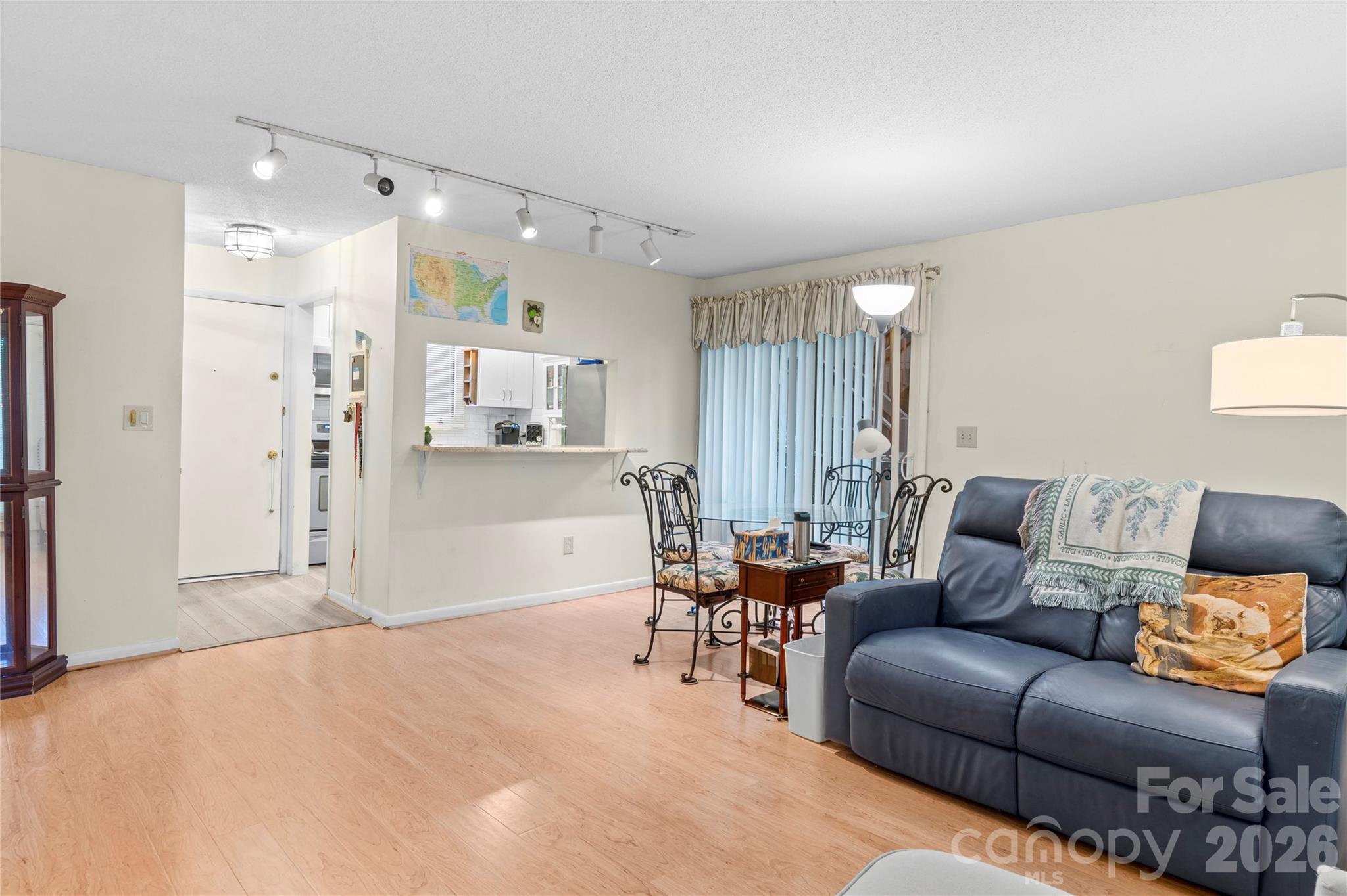 Condominium at 133 Cedar Cove Lane, Winston Salem, photo 14 of 24