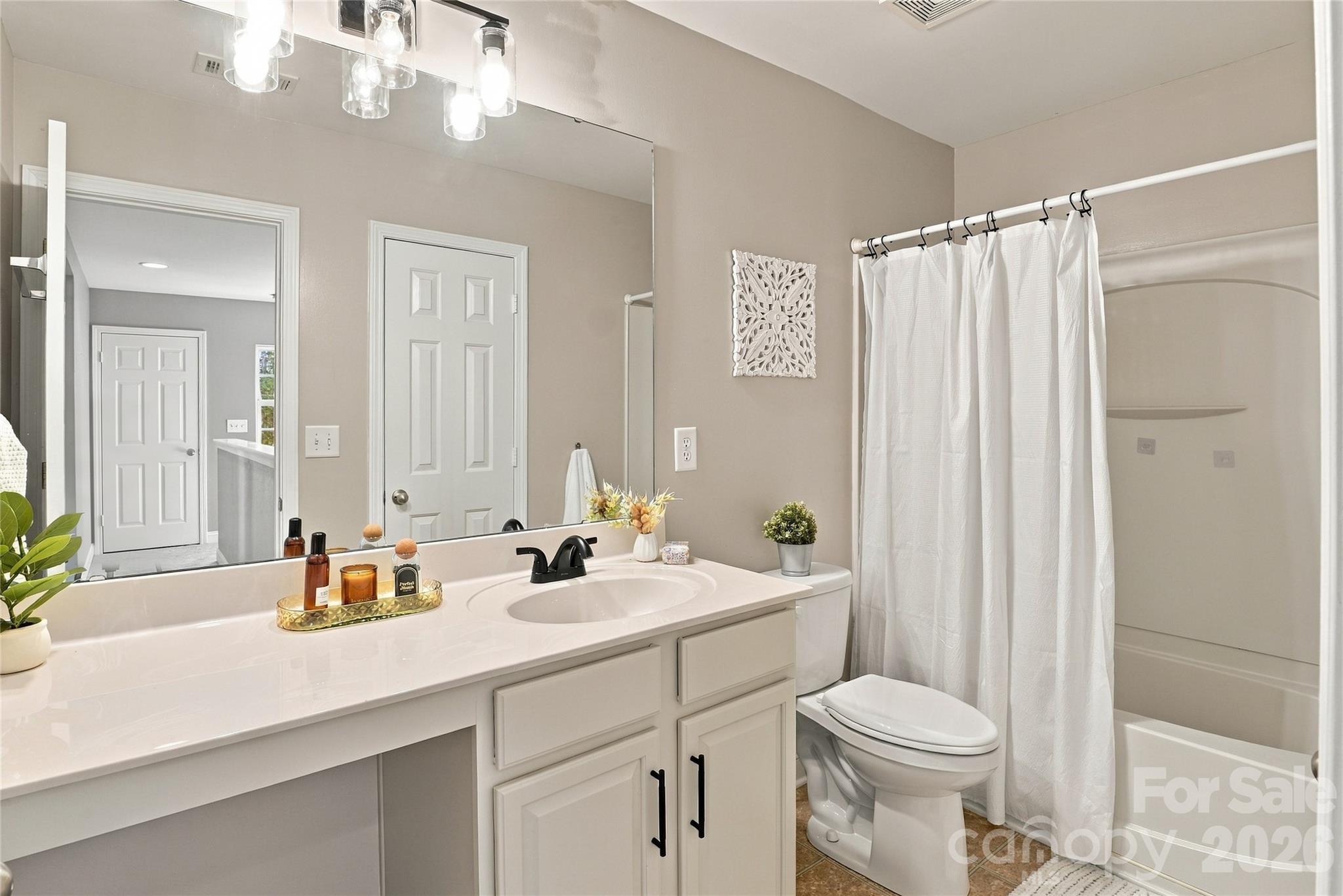 Townhouse at 230 River Clay Road, Fort Mill, photo 31 of 37