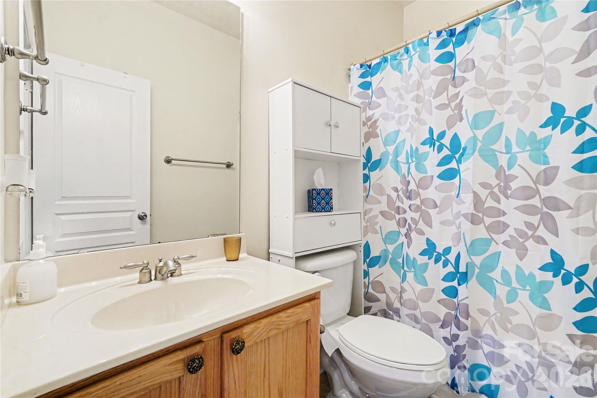 Single Family Residence at 4606 Triumph Drive SW, Concord, photo 14 of 29
