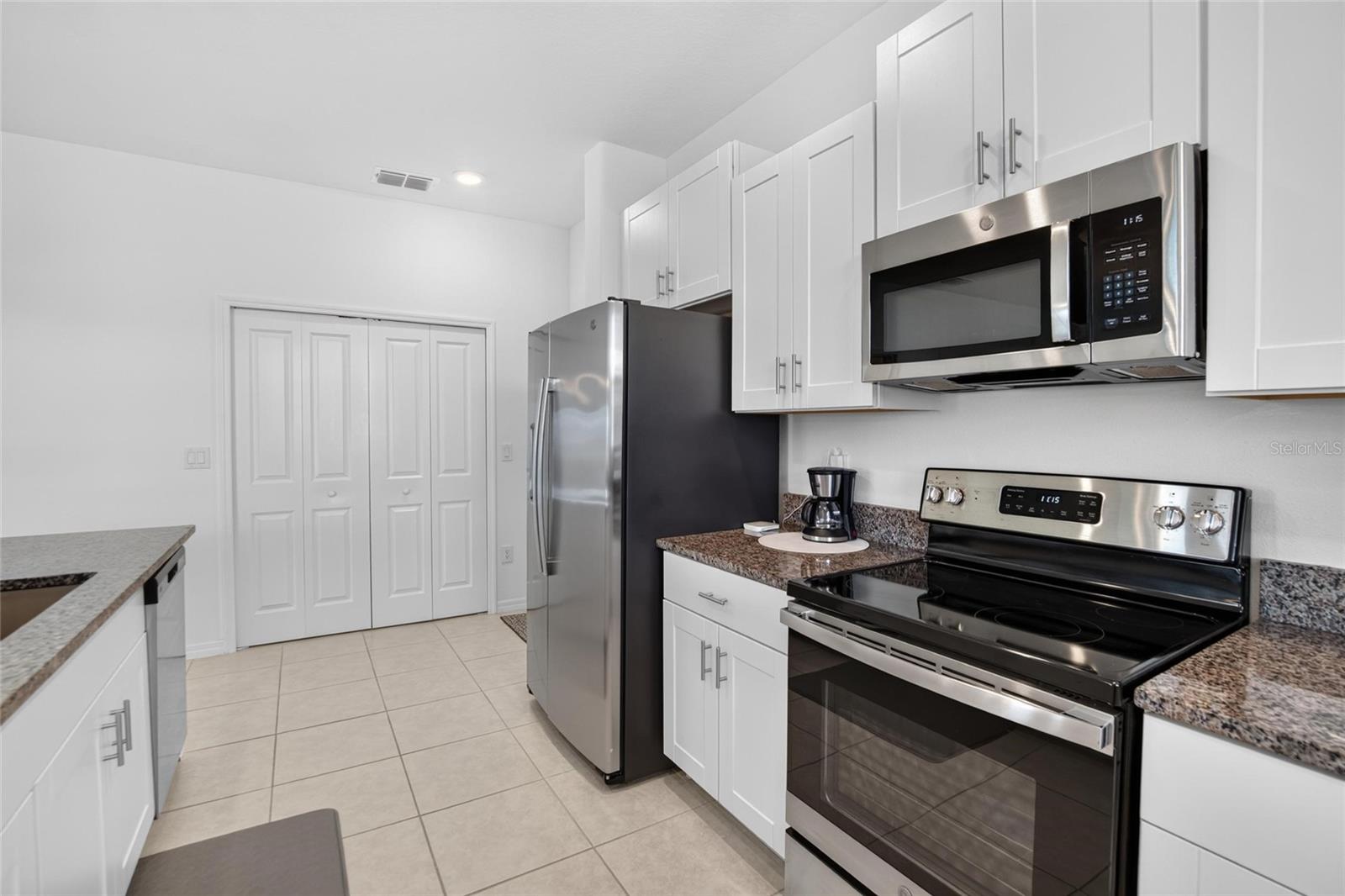 Townhouse at 12428 CRYSTAL JADE WAY, PARRISH, photo 8 of 65